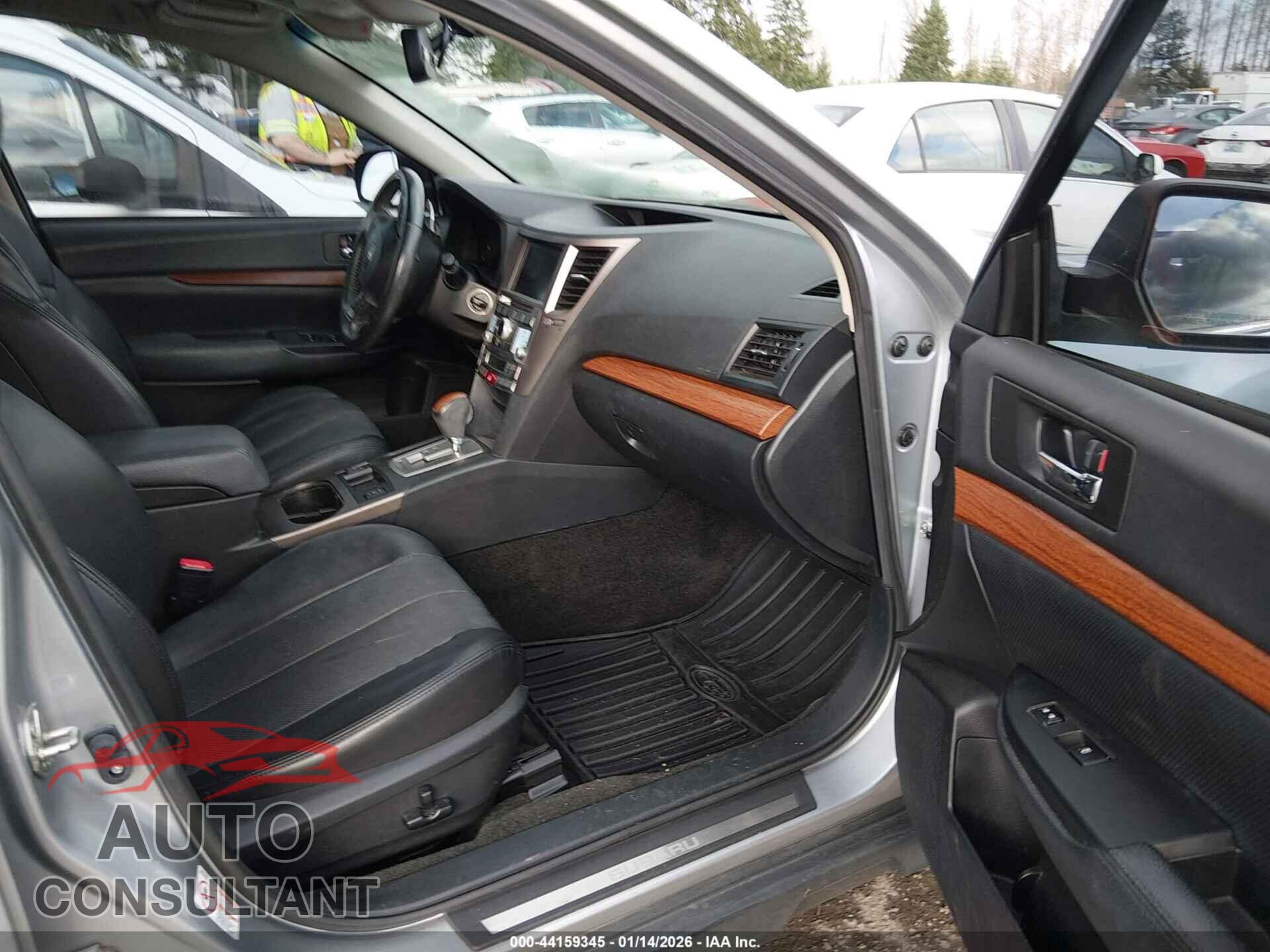 SUBARU OUTBACK 2013 - 4S4BRBPC3D3206214