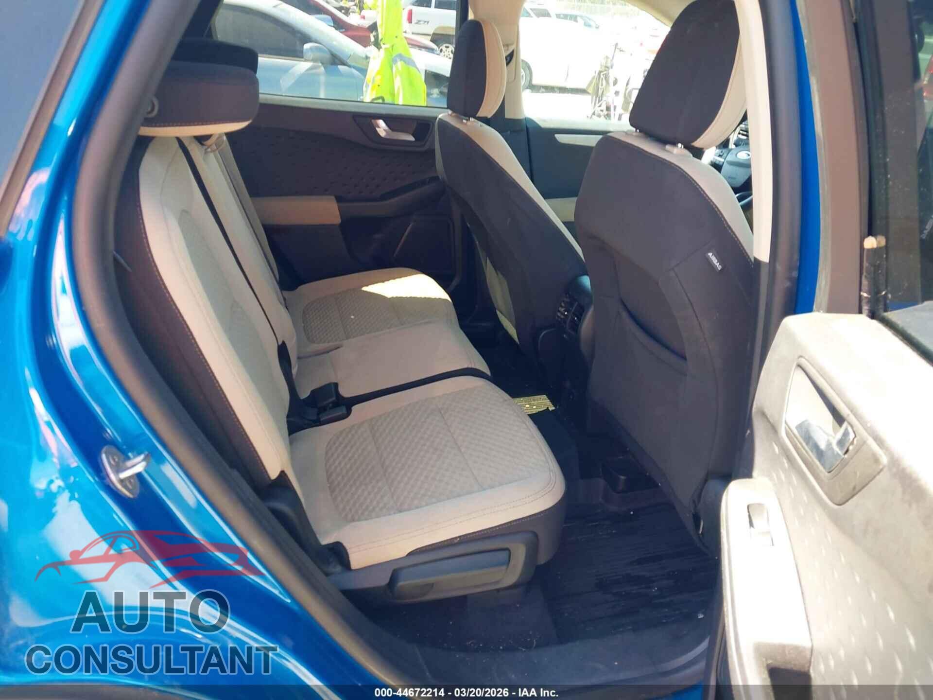 FORD ESCAPE 2020 - 1FMCU0G67LUA21853