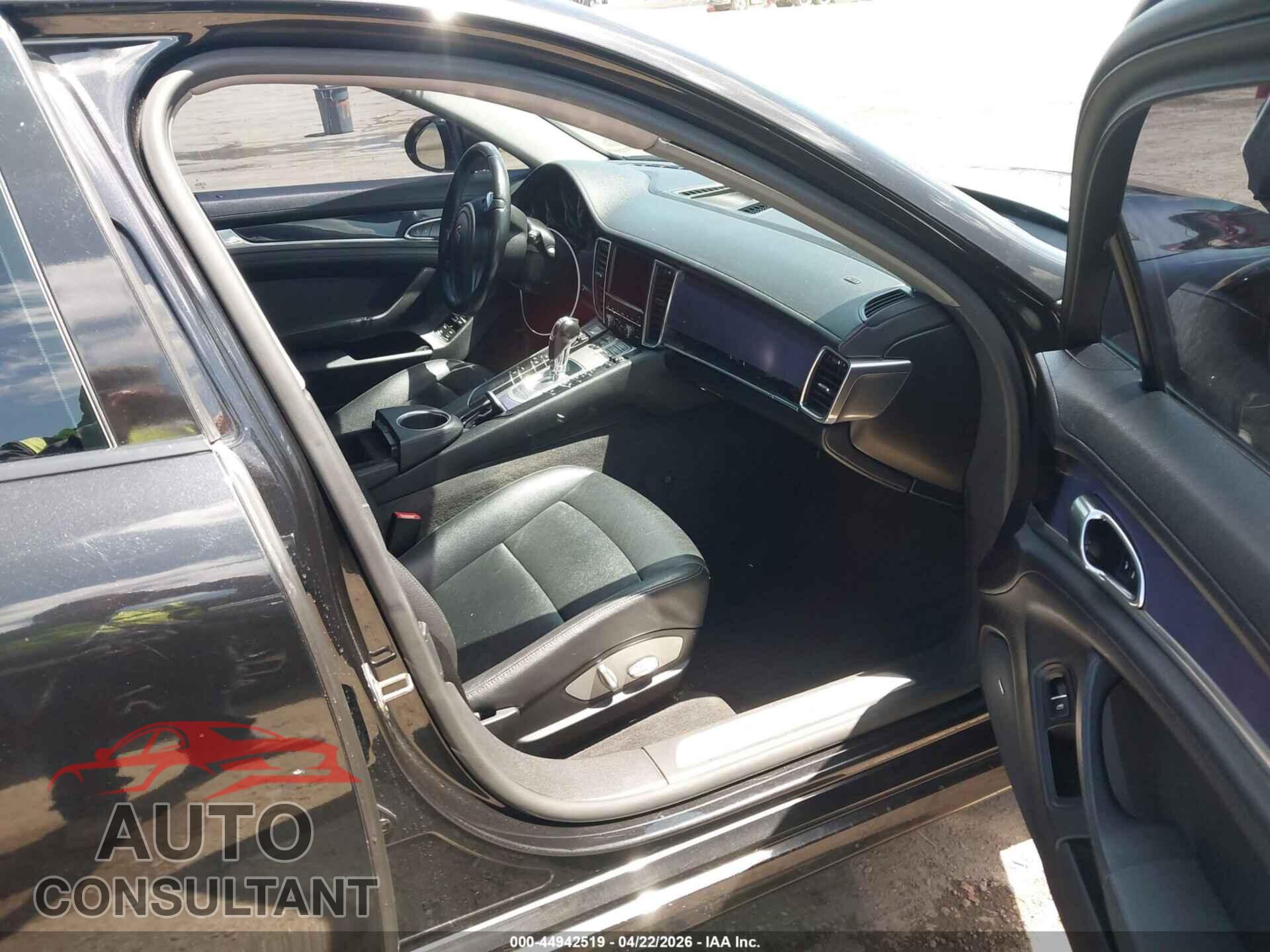 PORSCHE PANAMERA 2014 - WP0AA2A75EL006990
