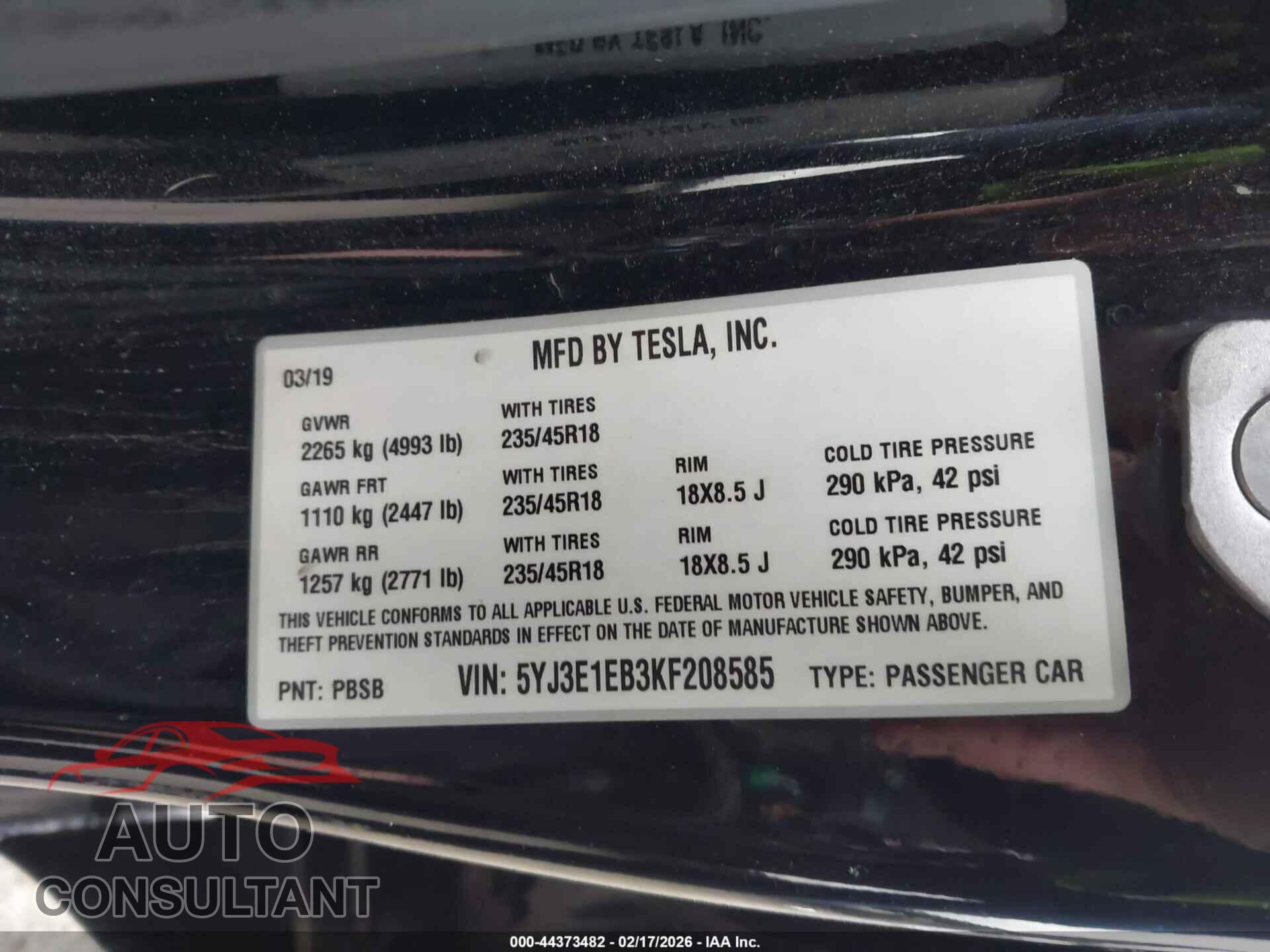 TESLA MODEL 3 2019 - 5YJ3E1EB3KF208585