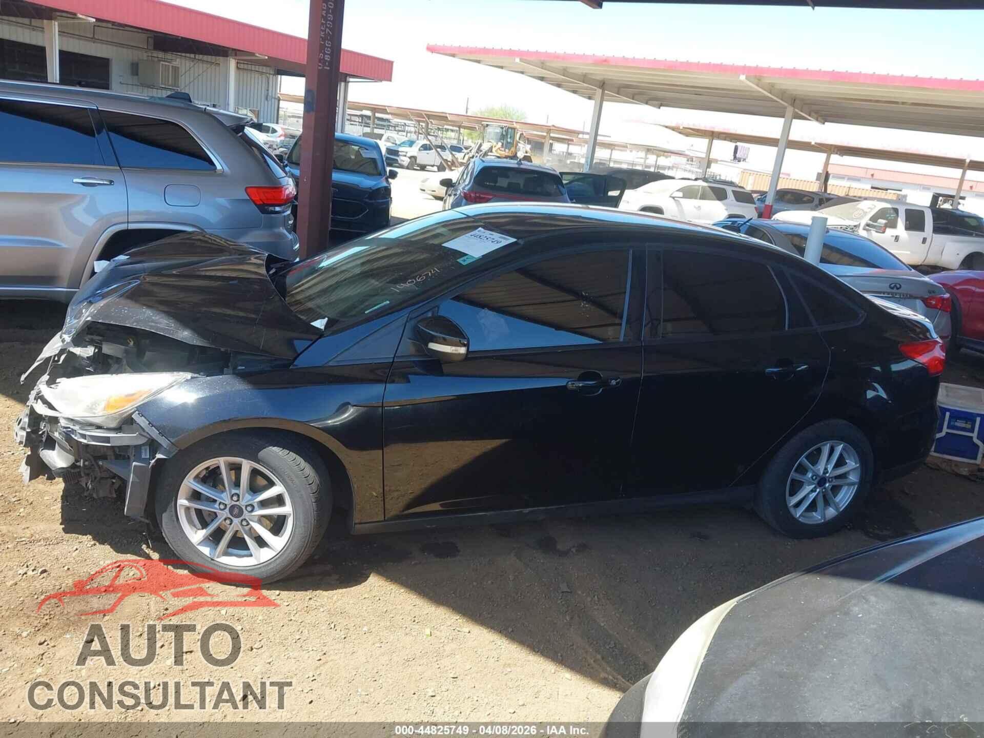 FORD FOCUS 2017 - 1FADP3F27HL226155