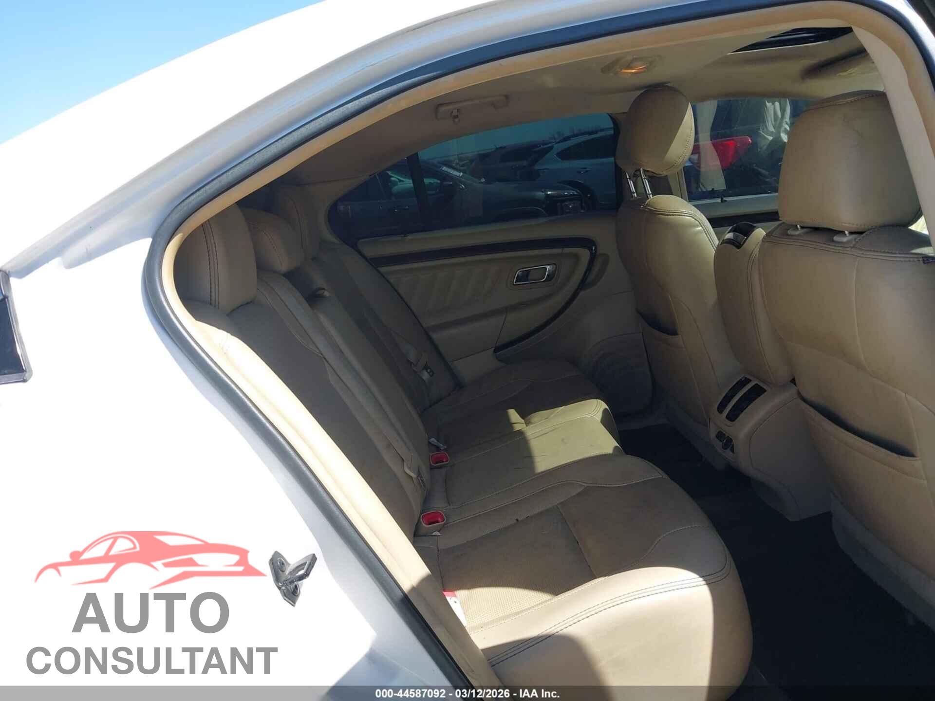 FORD TAURUS 2014 - 1FAHP2F84EG119018