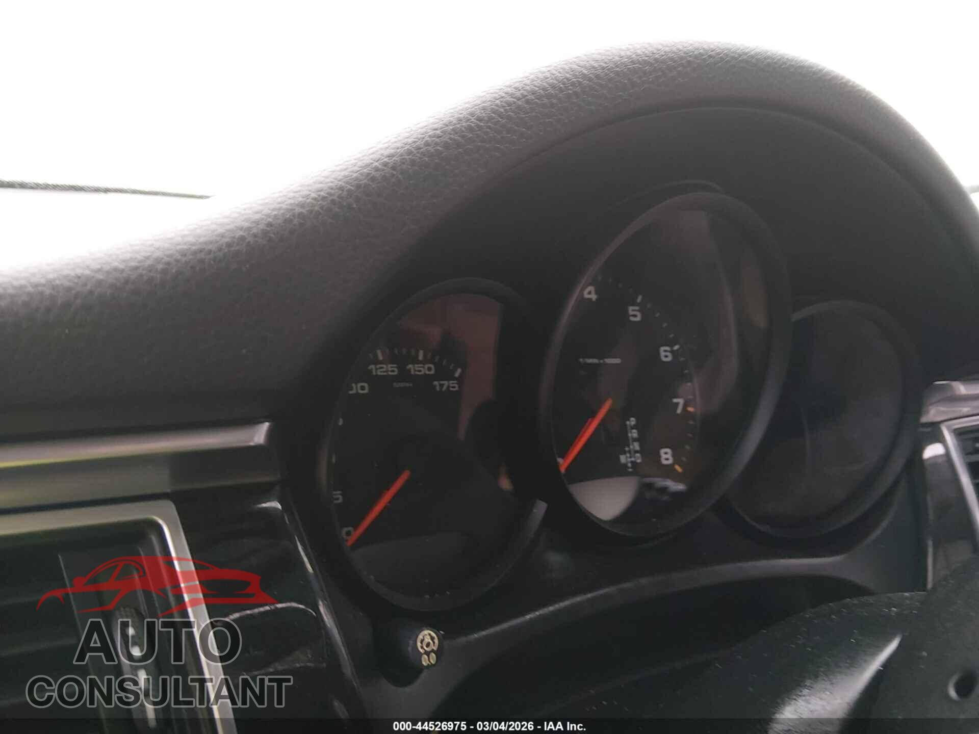 PORSCHE MACAN 2018 - WP1AA2A56JLB11108