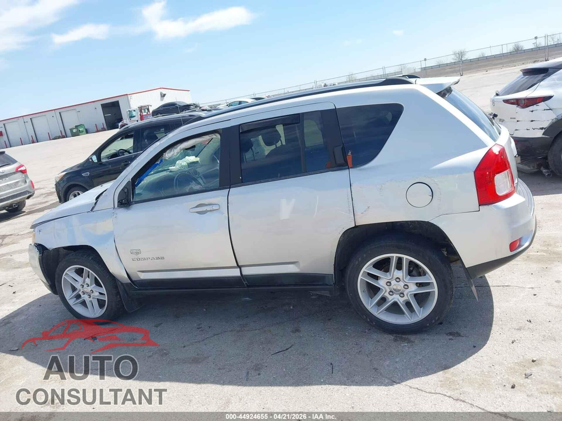 JEEP COMPASS 2011 - 1J4NF5FB8BD167156