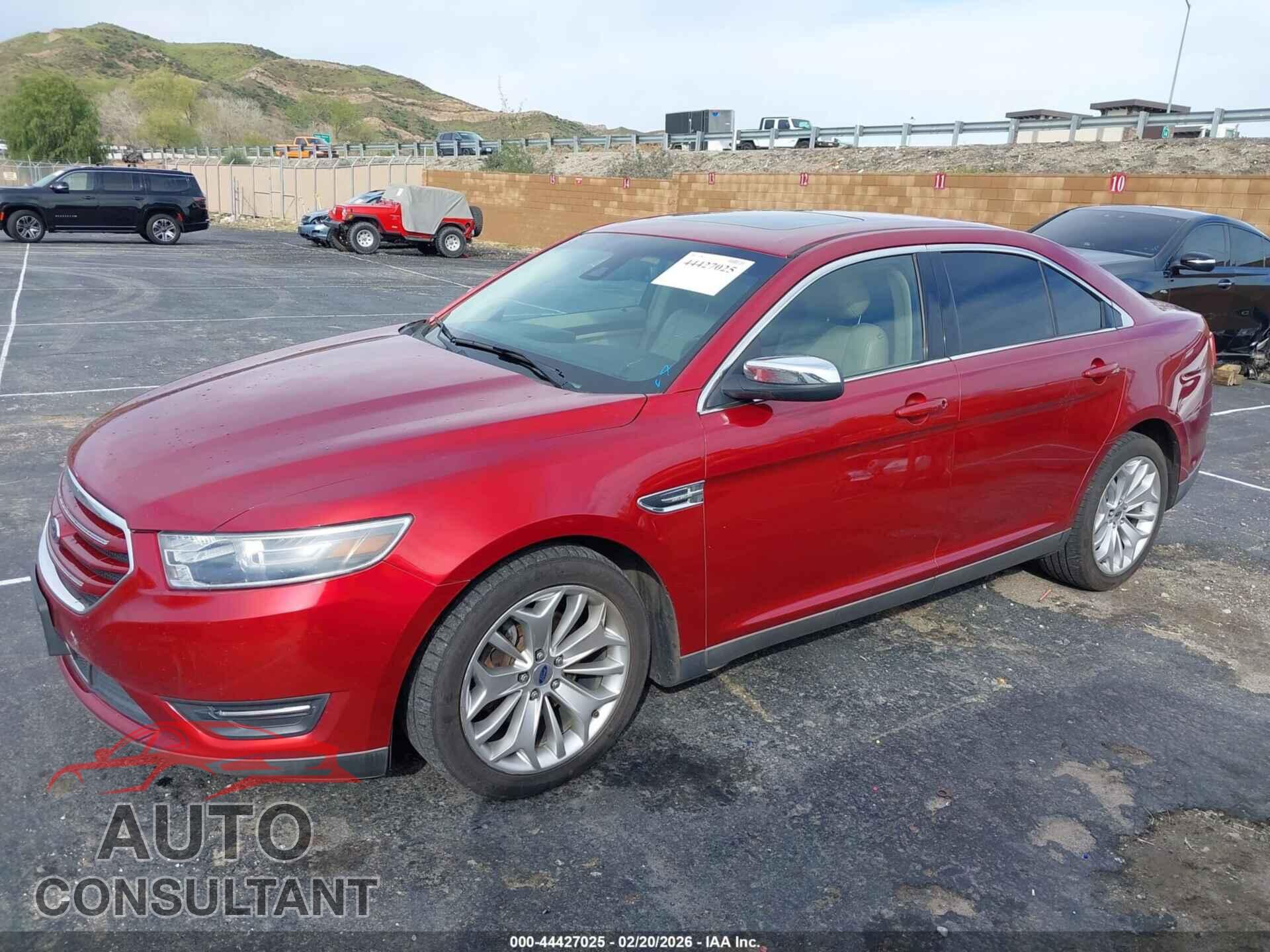 FORD TAURUS 2017 - 1FAHP2F80HG111776