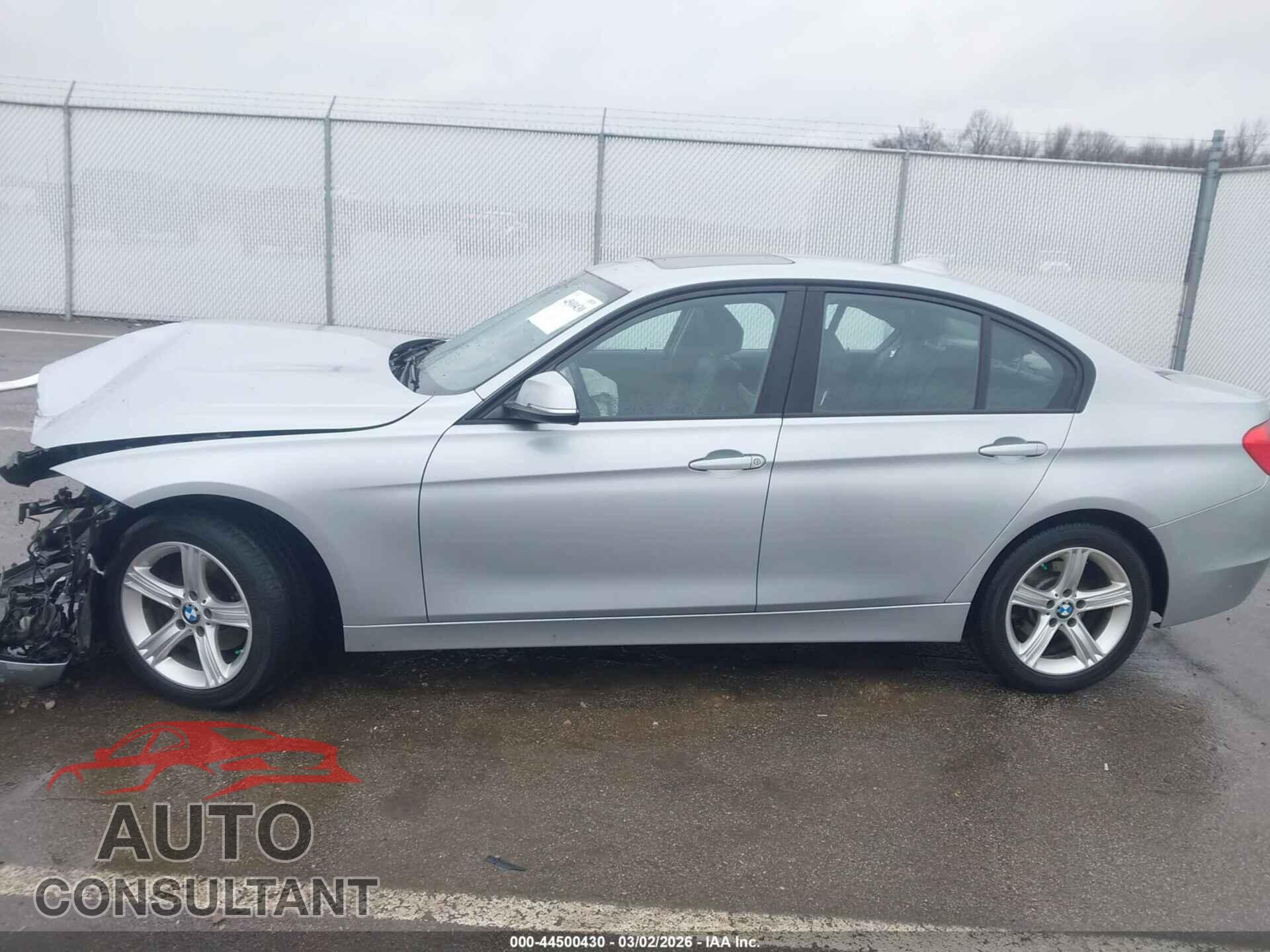 BMW 320I 2015 - WBA3C3C57FP664838