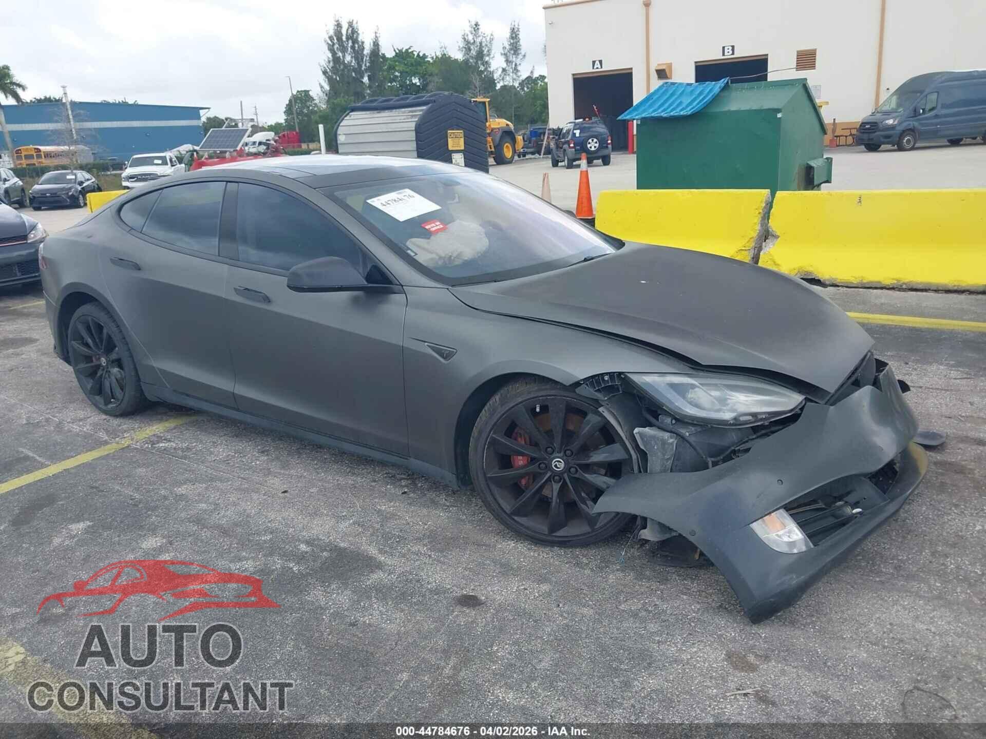 TESLA MODEL S 2014 - 5YJSA1H12EFP46838