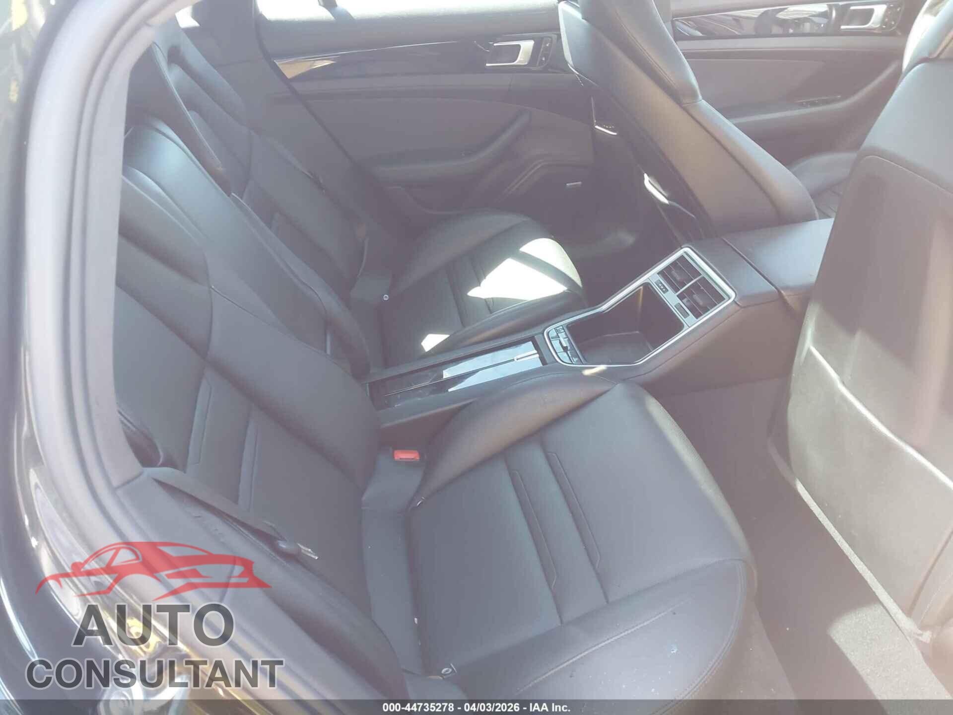 PORSCHE PANAMERA 2017 - WP0AA2A70HL101025