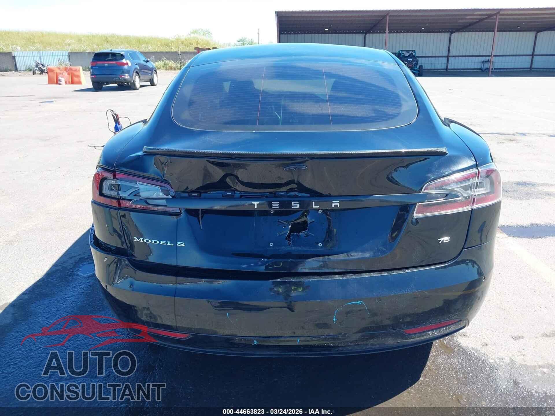 TESLA MODEL S 2017 - 5YJSA1E18HF202773