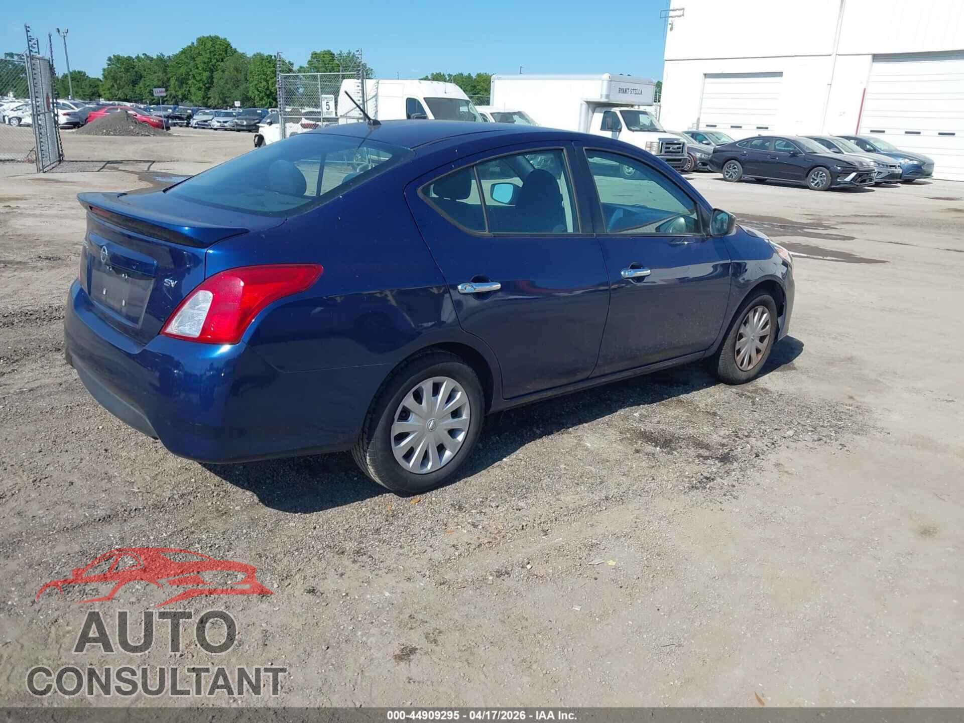 NISSAN VERSA 2019 - 3N1CN7AP3KL876511