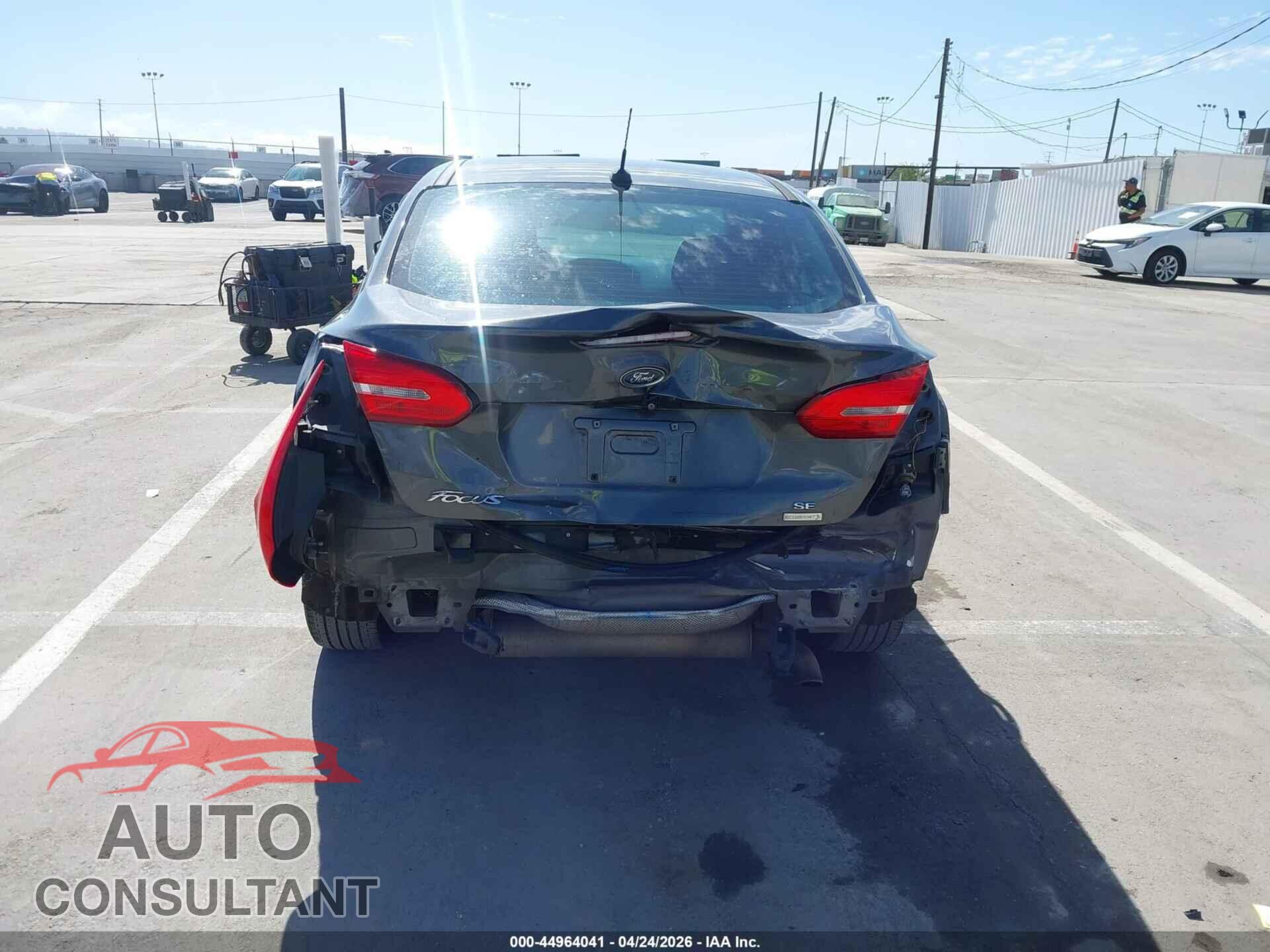 FORD FOCUS 2017 - 1FADP3FE1HL348407