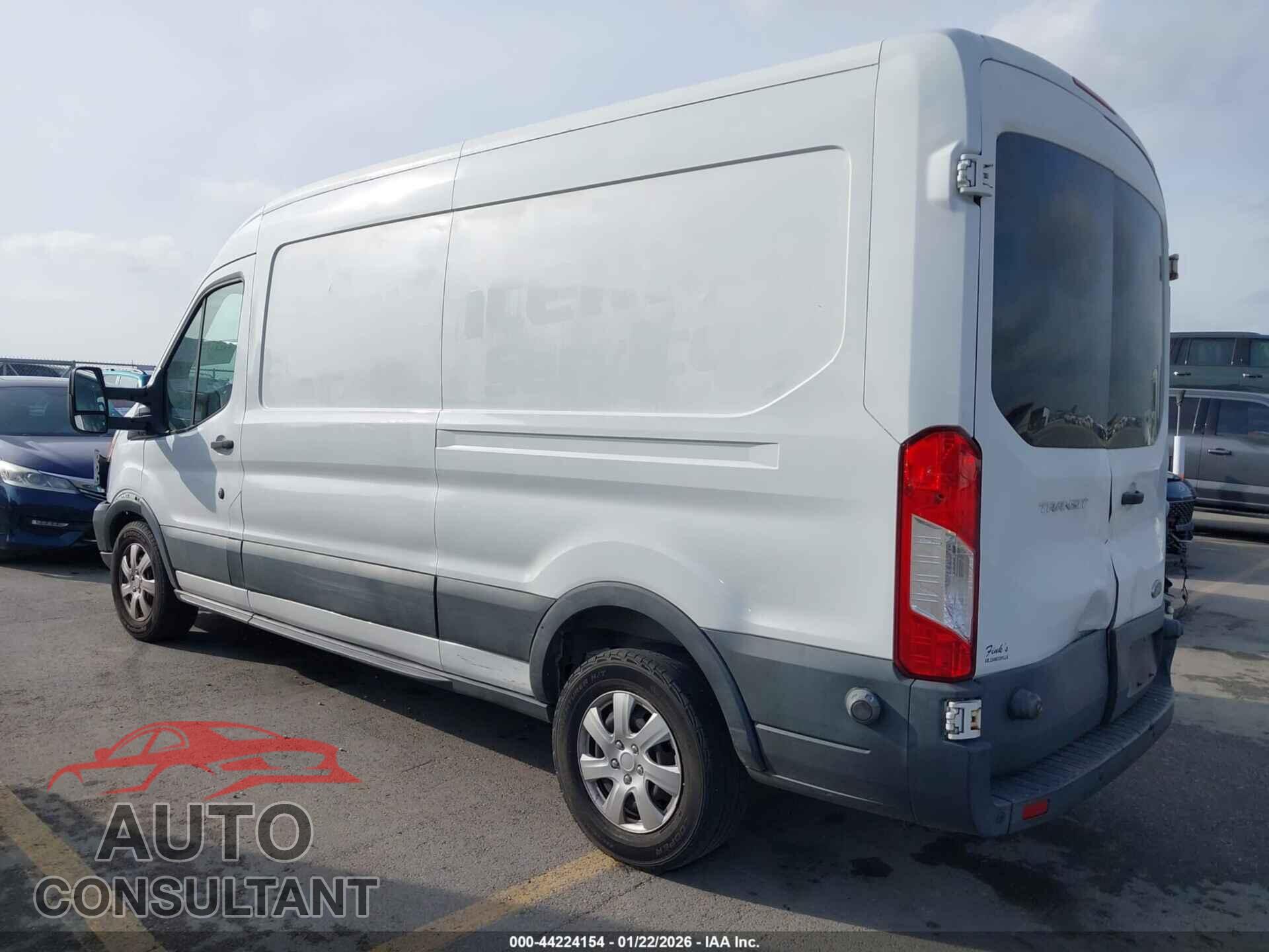 FORD TRANSIT-150 2015 - 1FTNE2CM4FKA08956