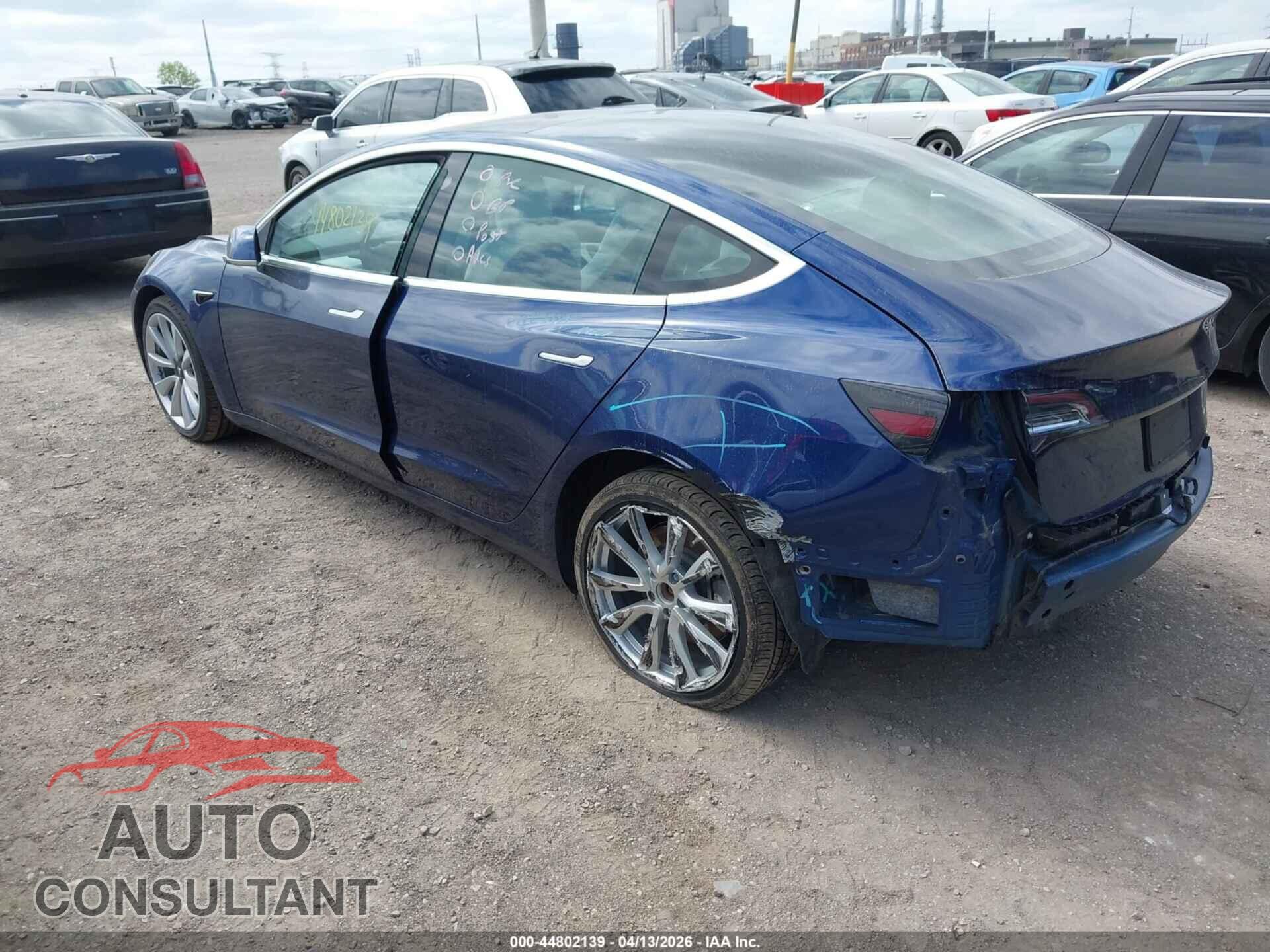 TESLA MODEL 3 2019 - 5YJ3E1EB3KF192520