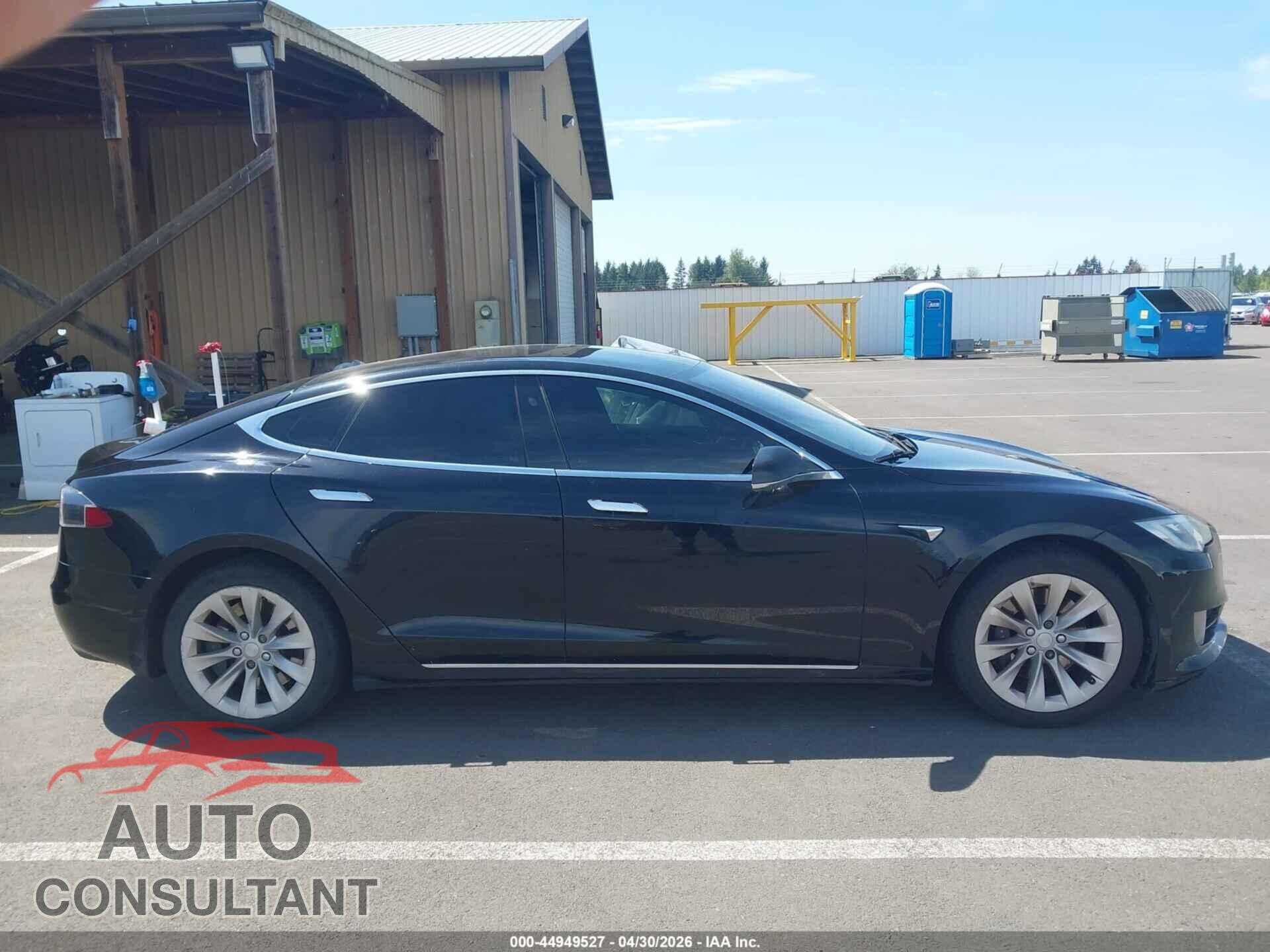 TESLA MODEL S 2017 - 5YJSA1E12HF201179