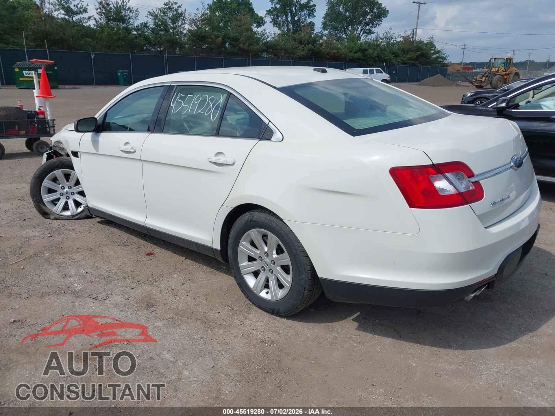 FORD TAURUS 2010 - 1FAHP2DW7AG140246