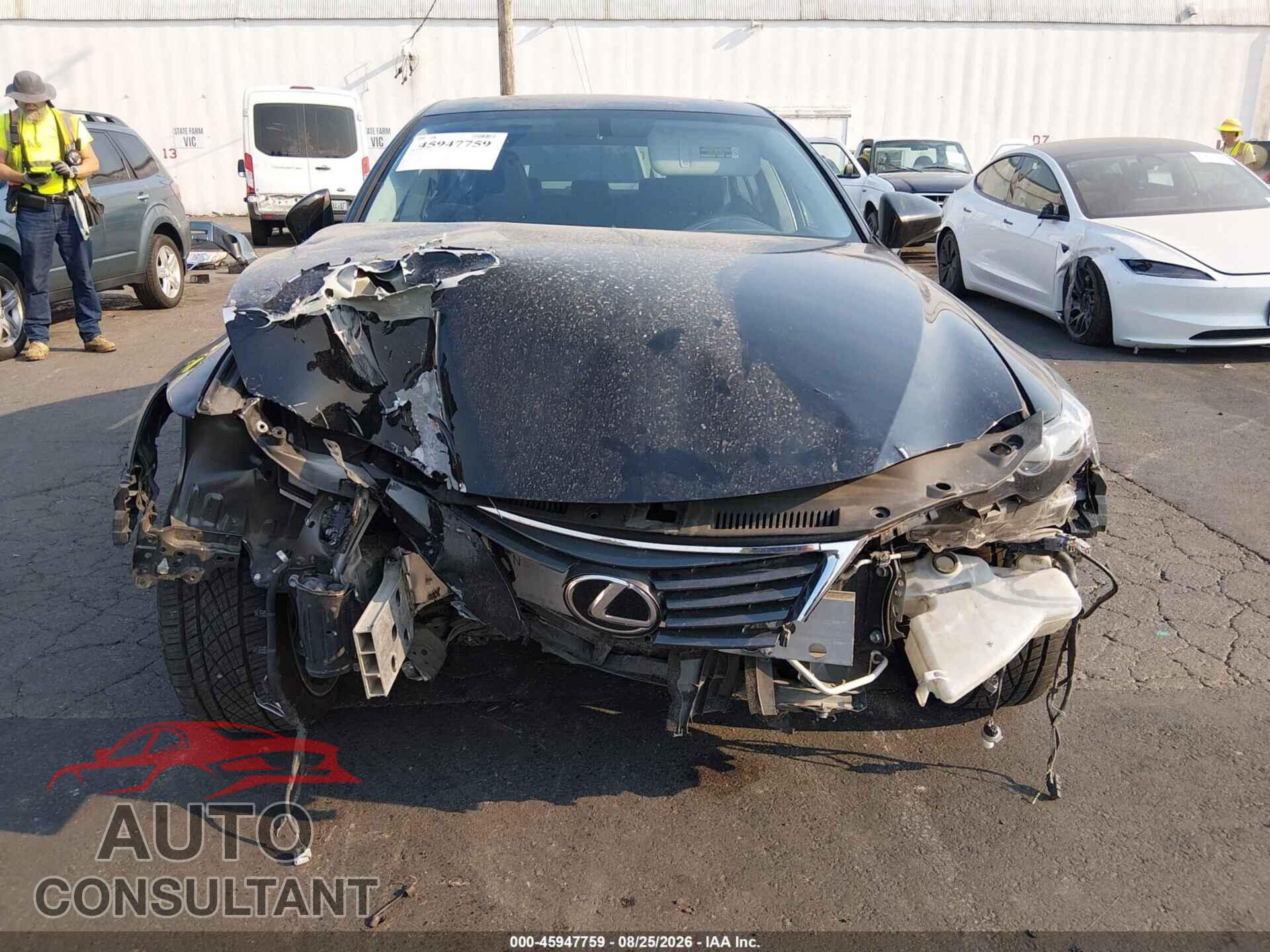 LEXUS IS 2015 - JTHBF1D27F5054589