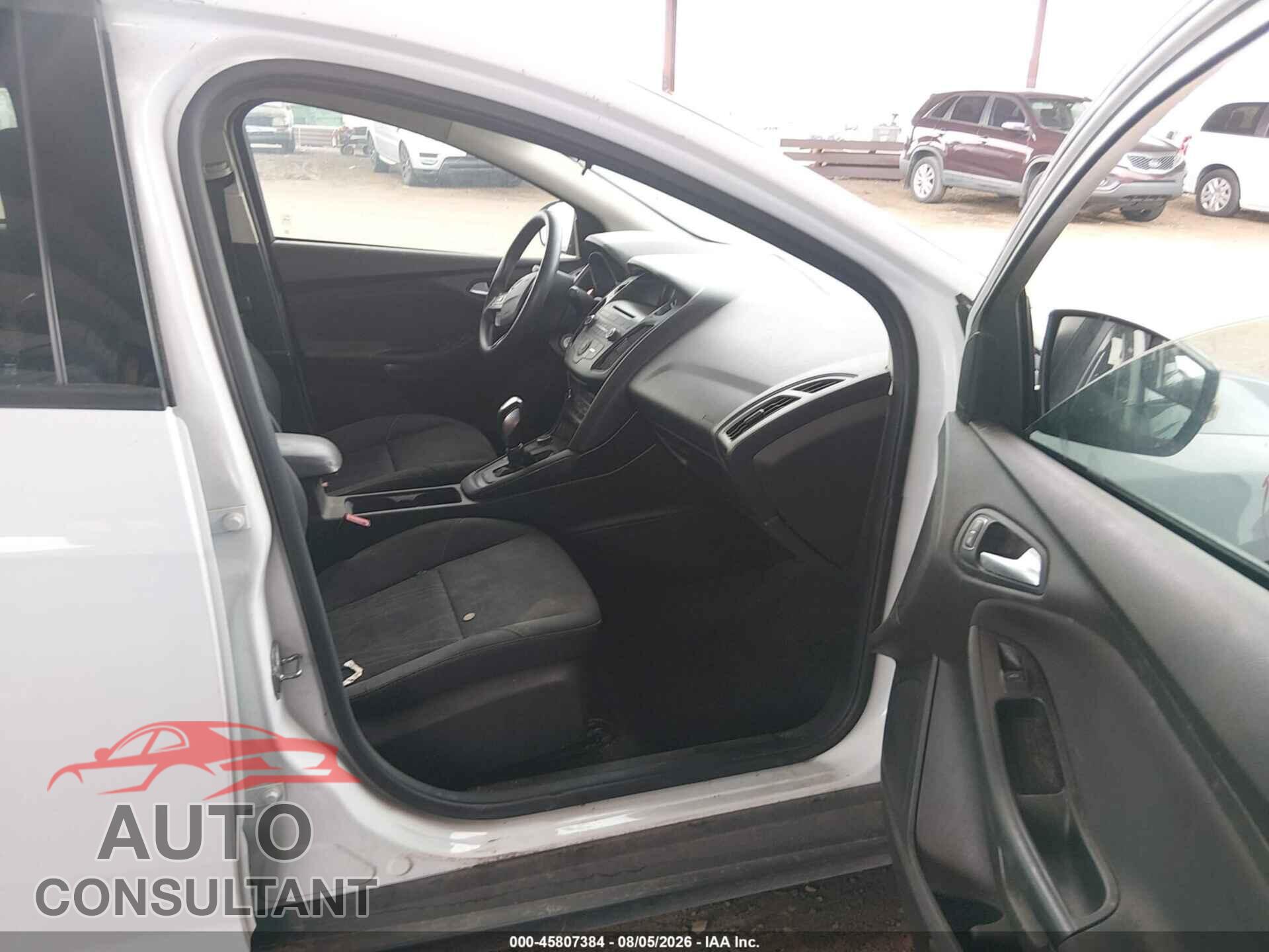 FORD FOCUS 2016 - 1FADP3FE3GL258562