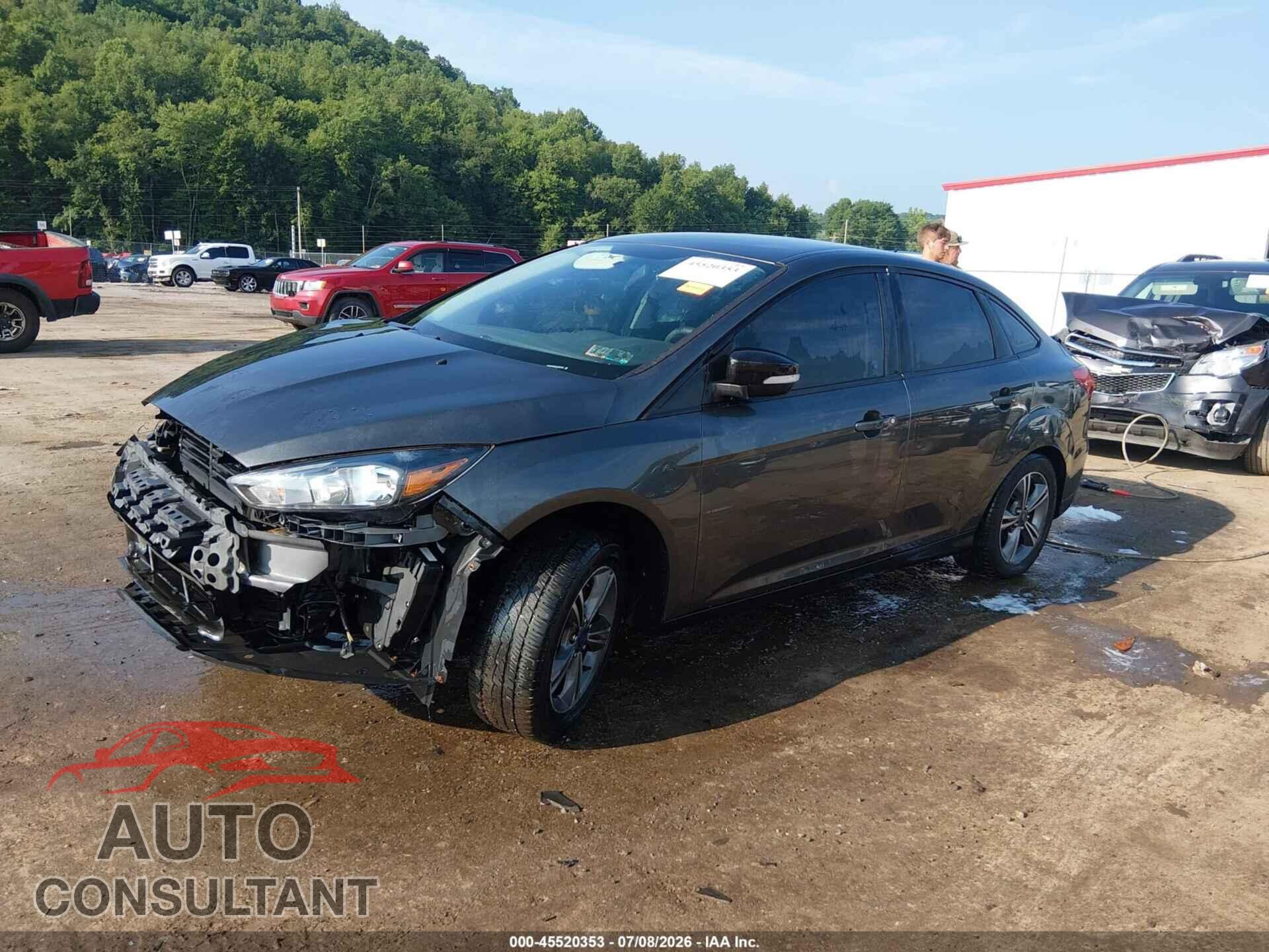 FORD FOCUS 2018 - 1FADP3F25JL267745