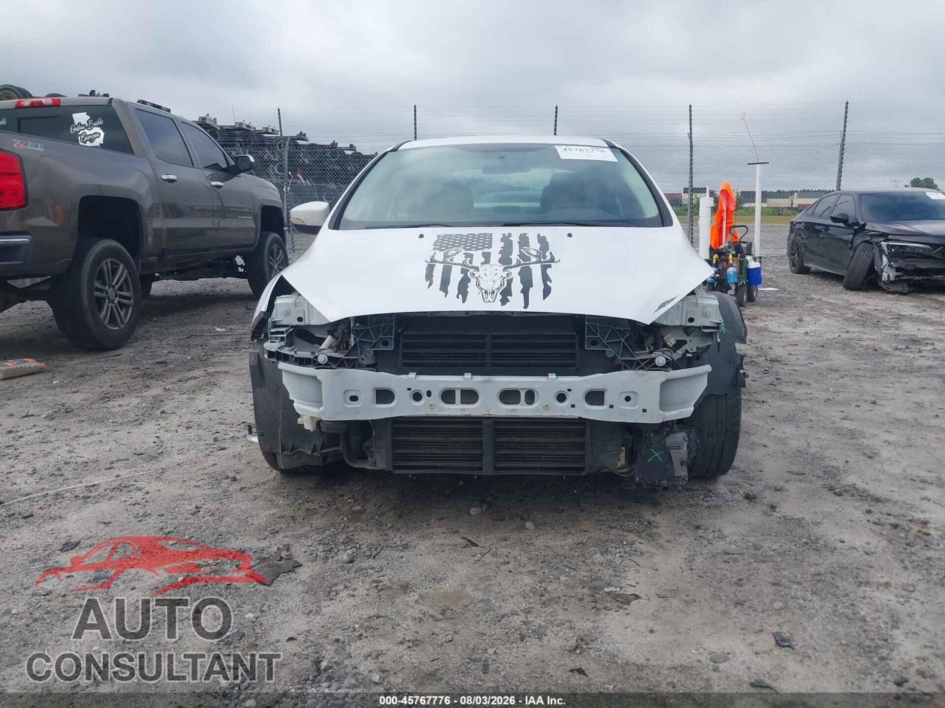 FORD FOCUS 2017 - 1FADP3F22HL224233