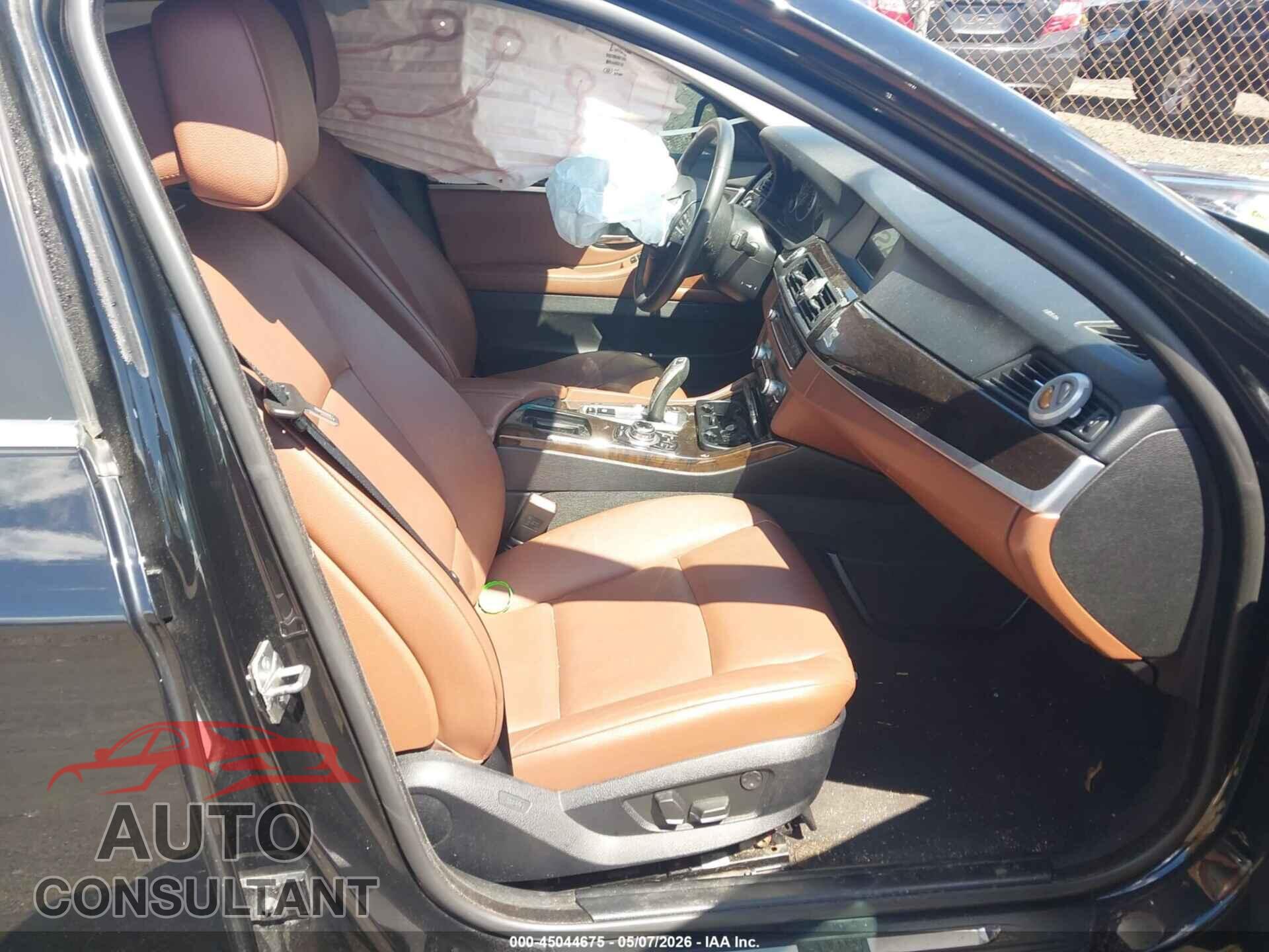 BMW 528I 2013 - WBAXH5C55DD113904