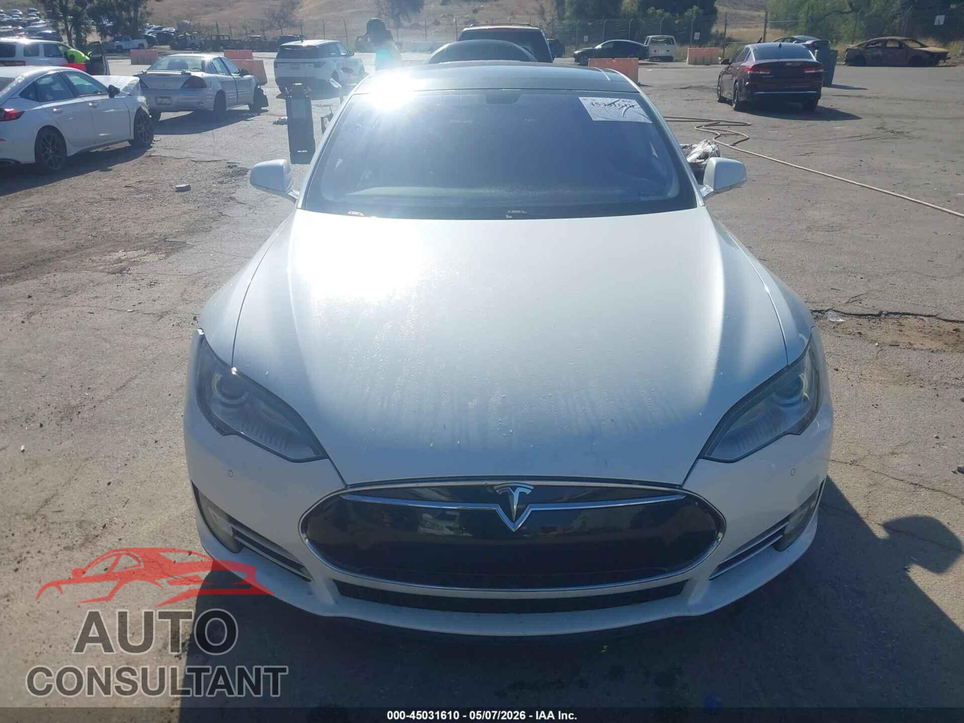 TESLA MODEL S 2013 - 5YJSA1CP1DFP21715