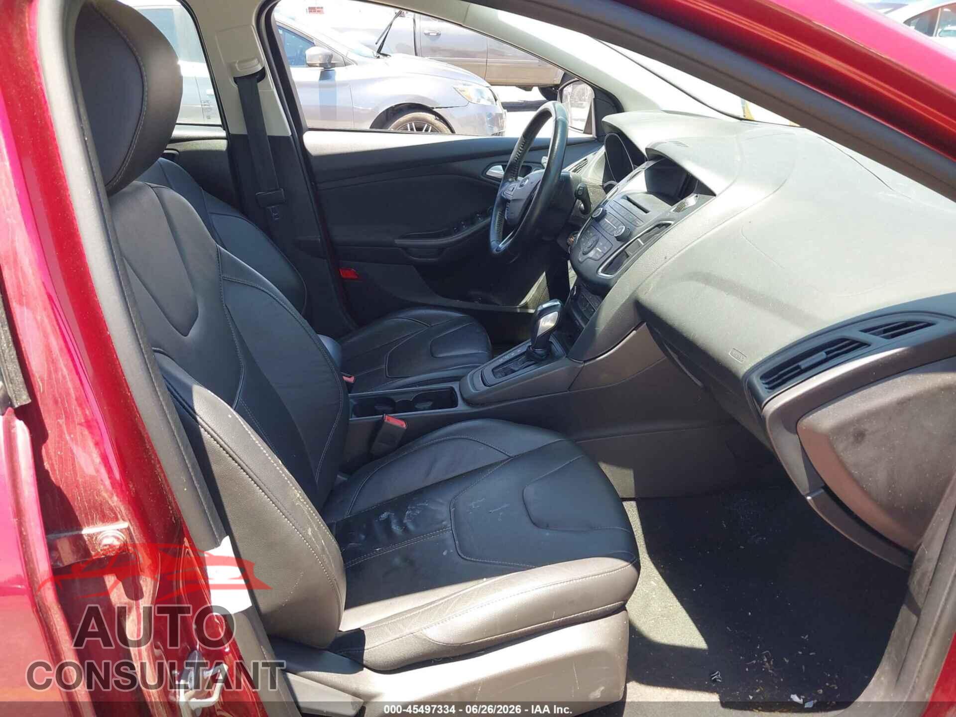 FORD FOCUS 2015 - 1FADP3K27FL256727