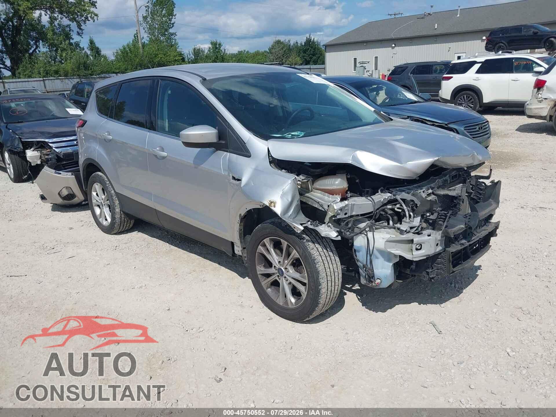 FORD ESCAPE 2017 - 1FMCU9GD7HUC76139