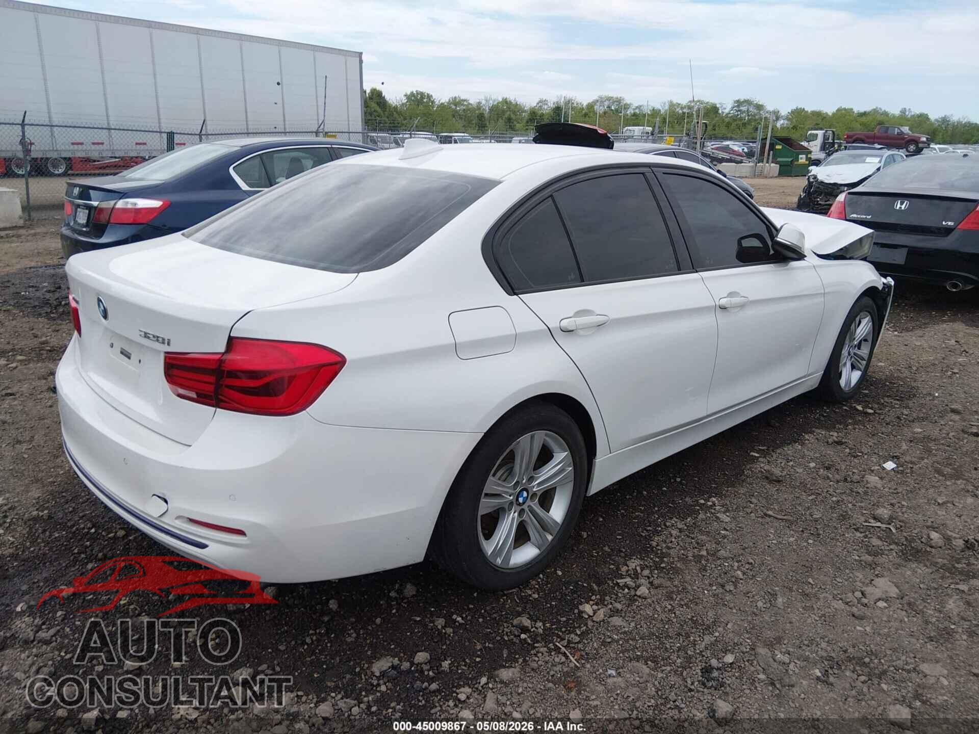 BMW 328I 2016 - WBA8E3G54GNU04484
