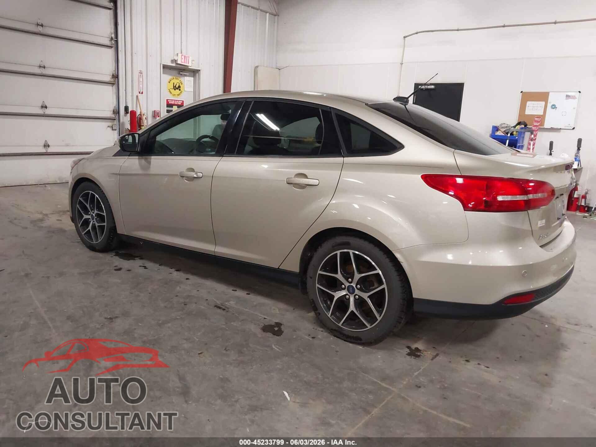 FORD FOCUS 2017 - 1FADP3H23HL252765