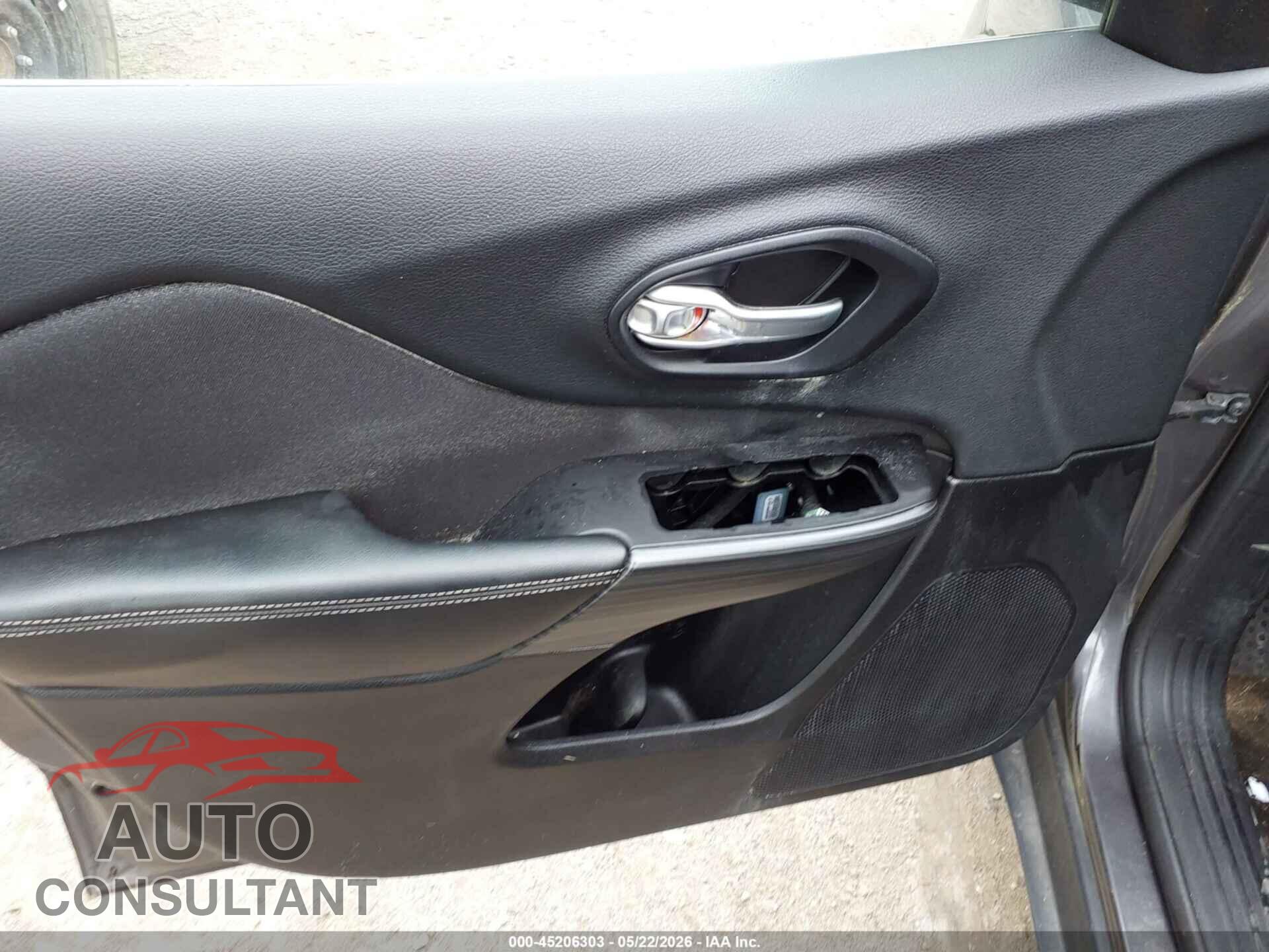 JEEP CHEROKEE 2015 - 1C4PJMCS4FW577393