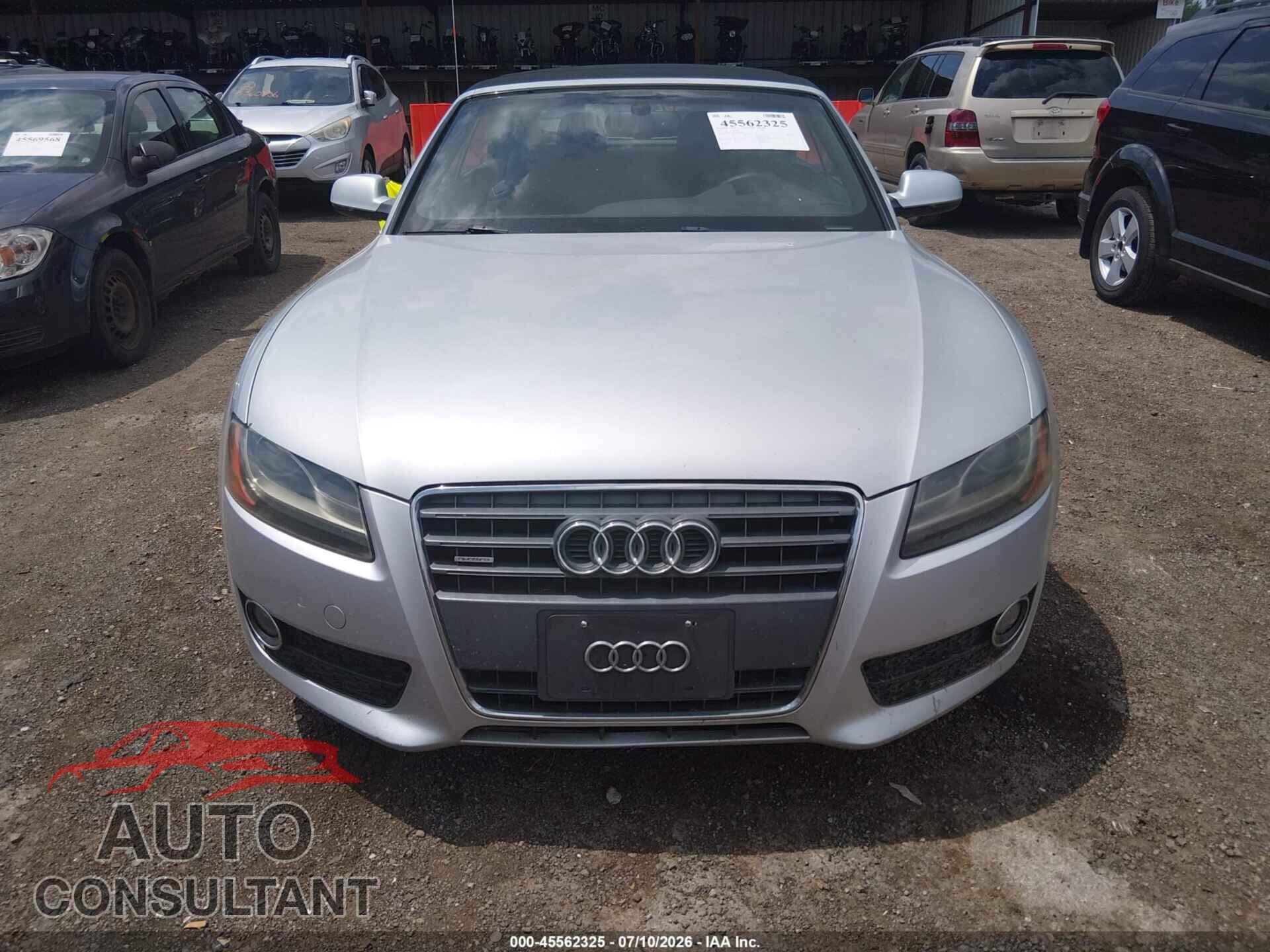 AUDI A5 2012 - WAULFAFH0CN000826