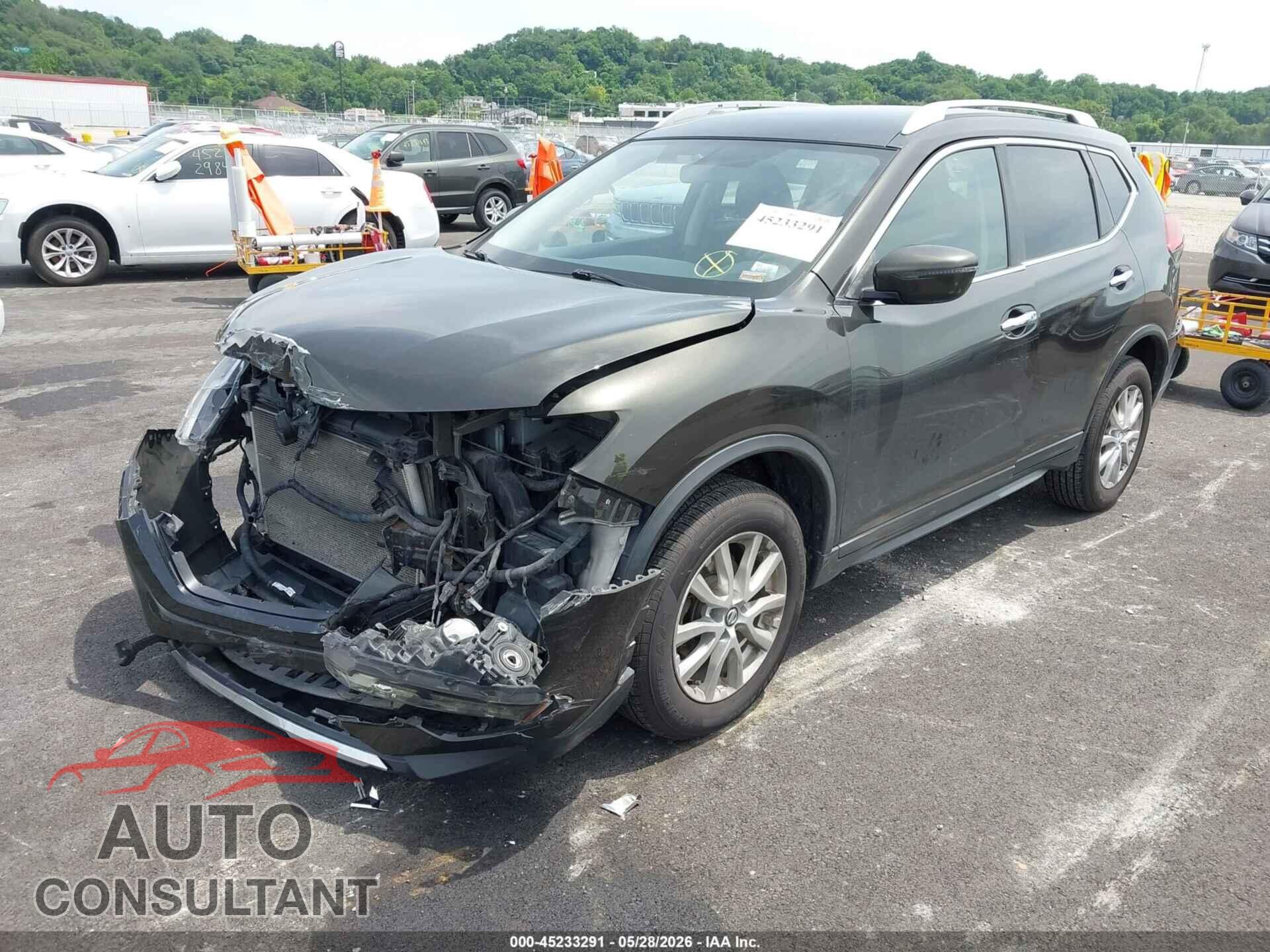 NISSAN ROGUE 2017 - KNMAT2MV8HP543743