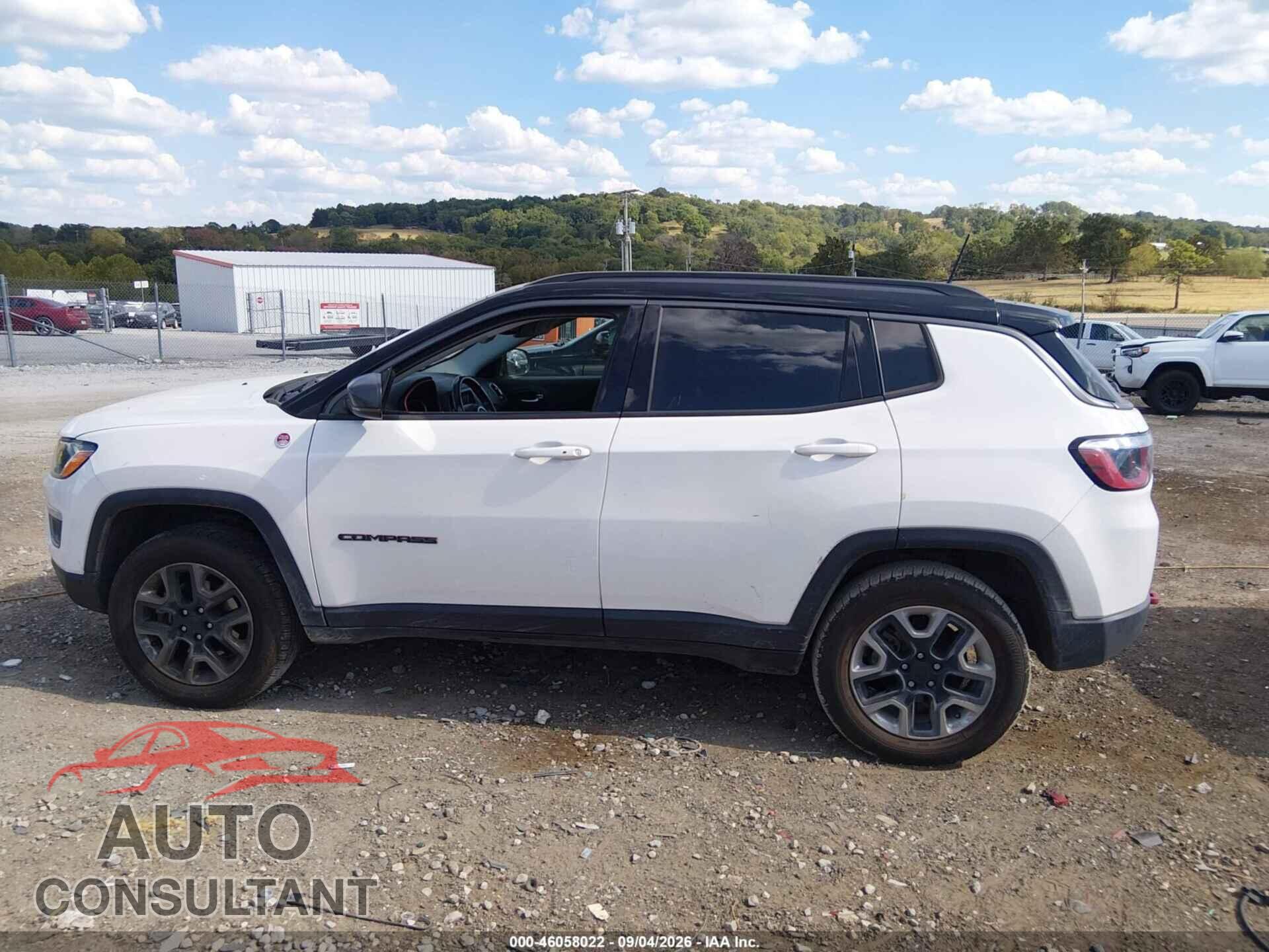 JEEP COMPASS 2018 - 3C4NJDDBXJT130491