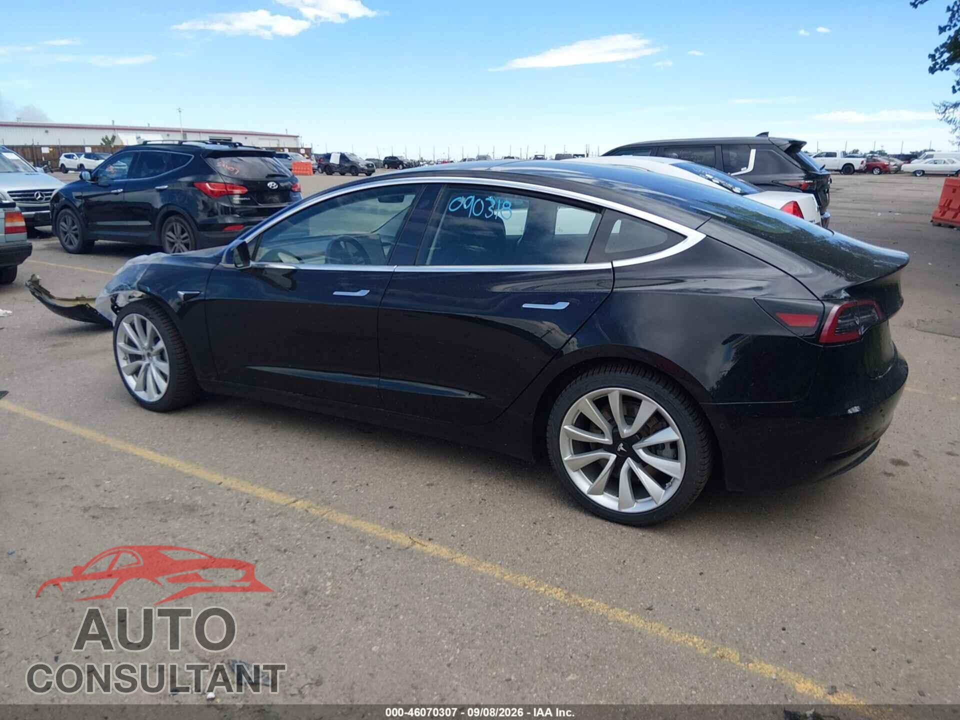 TESLA MODEL 3 2018 - 5YJ3E1EB4JF090318