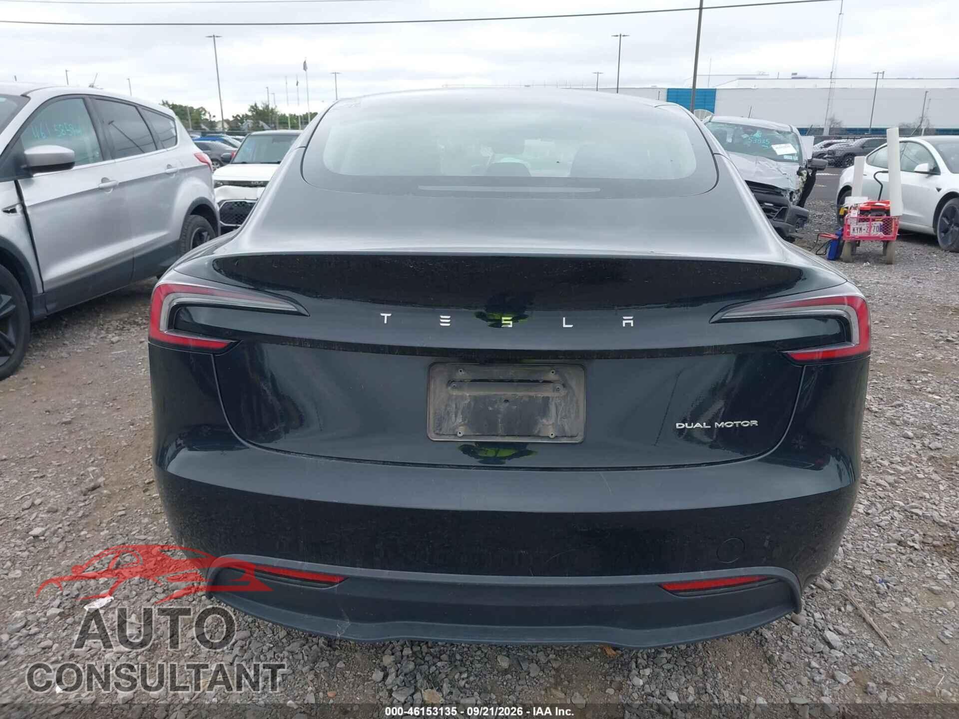 TESLA MODEL 3 2024 - 5YJ3E1EBXRF754794