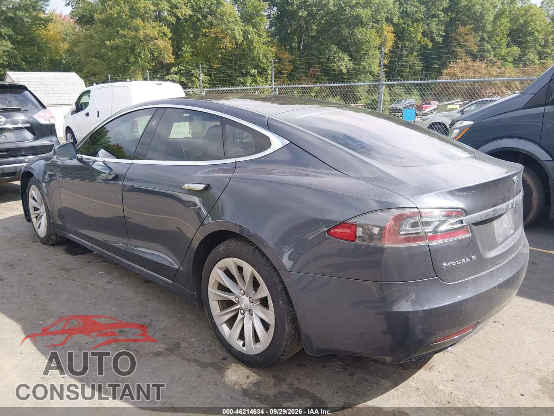 TESLA MODEL S 2017 - 5YJSA1E26HF200237
