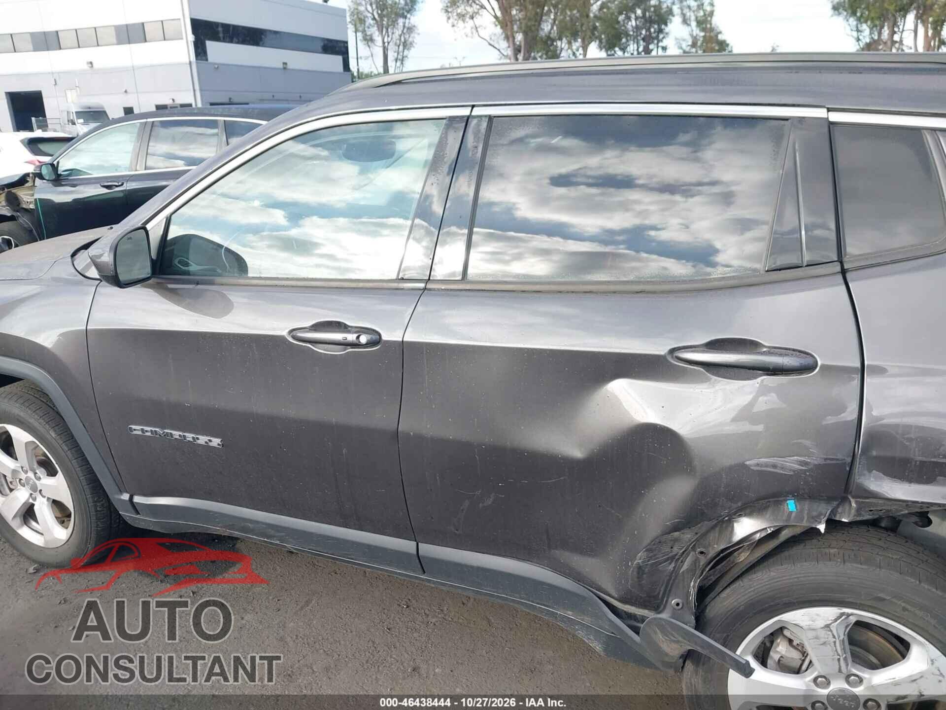 JEEP COMPASS 2019 - 3C4NJDBB9KT672704