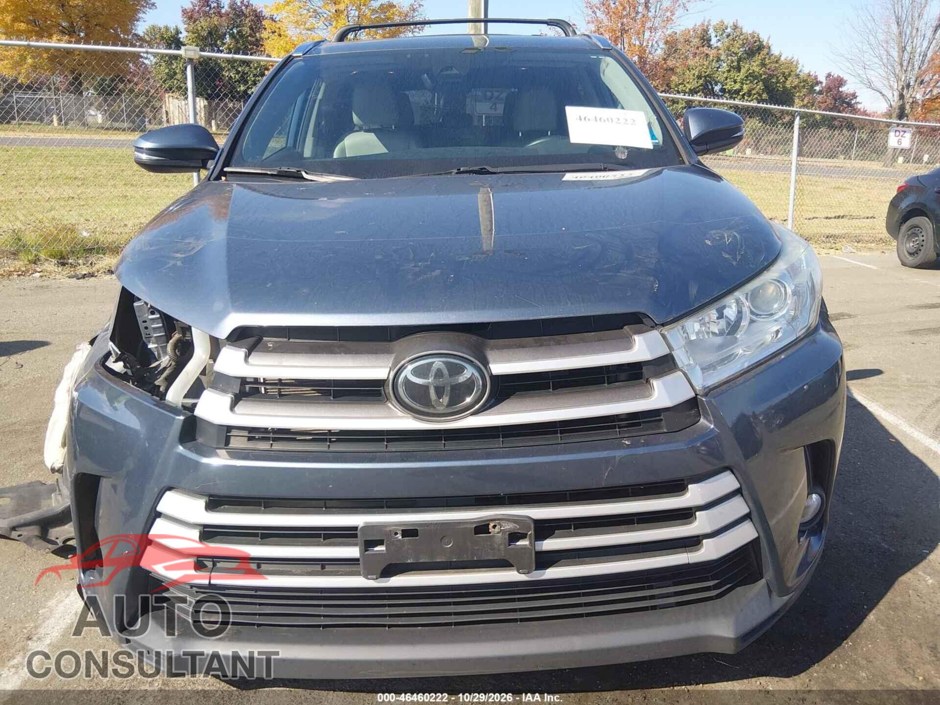 TOYOTA HIGHLANDER 2018 - 5TDJZRFH7JS896209