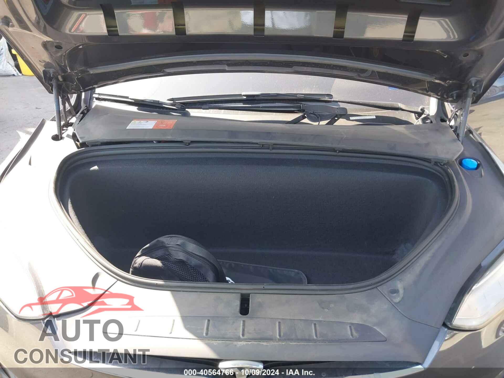 TESLA MODEL X 2017 - 5YJXCAE43HF055854