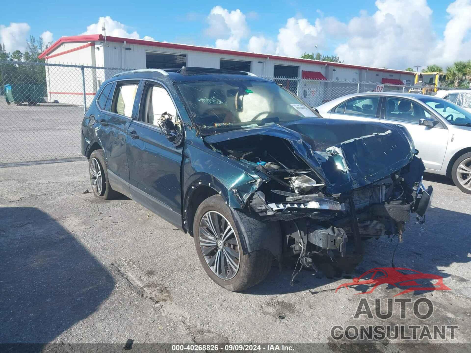 VOLKSWAGEN TIGUAN 2018 - 3VV3B7AX8JM019598