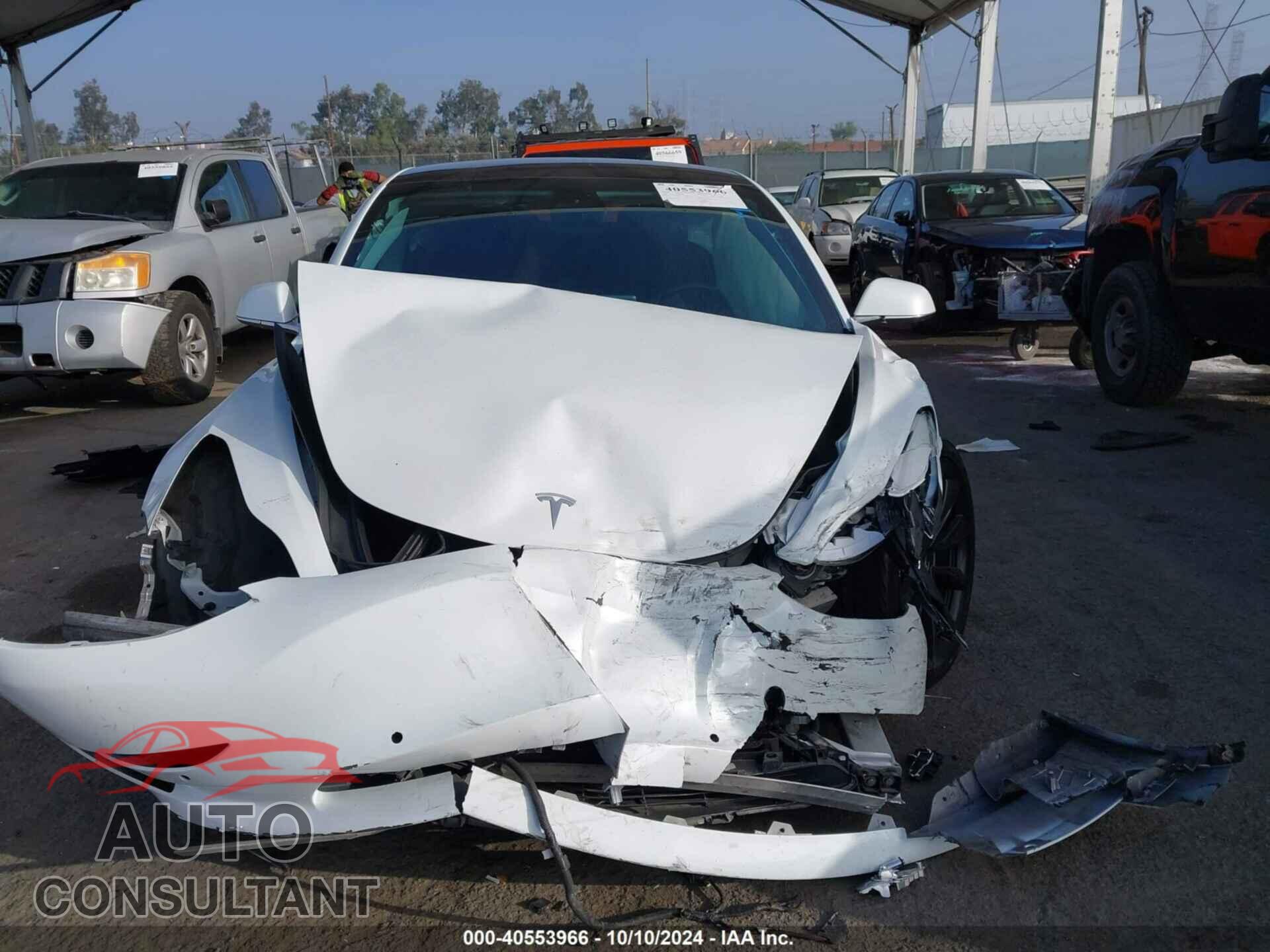 TESLA MODEL 3 2018 - 5YJ3E1EA1JF038751