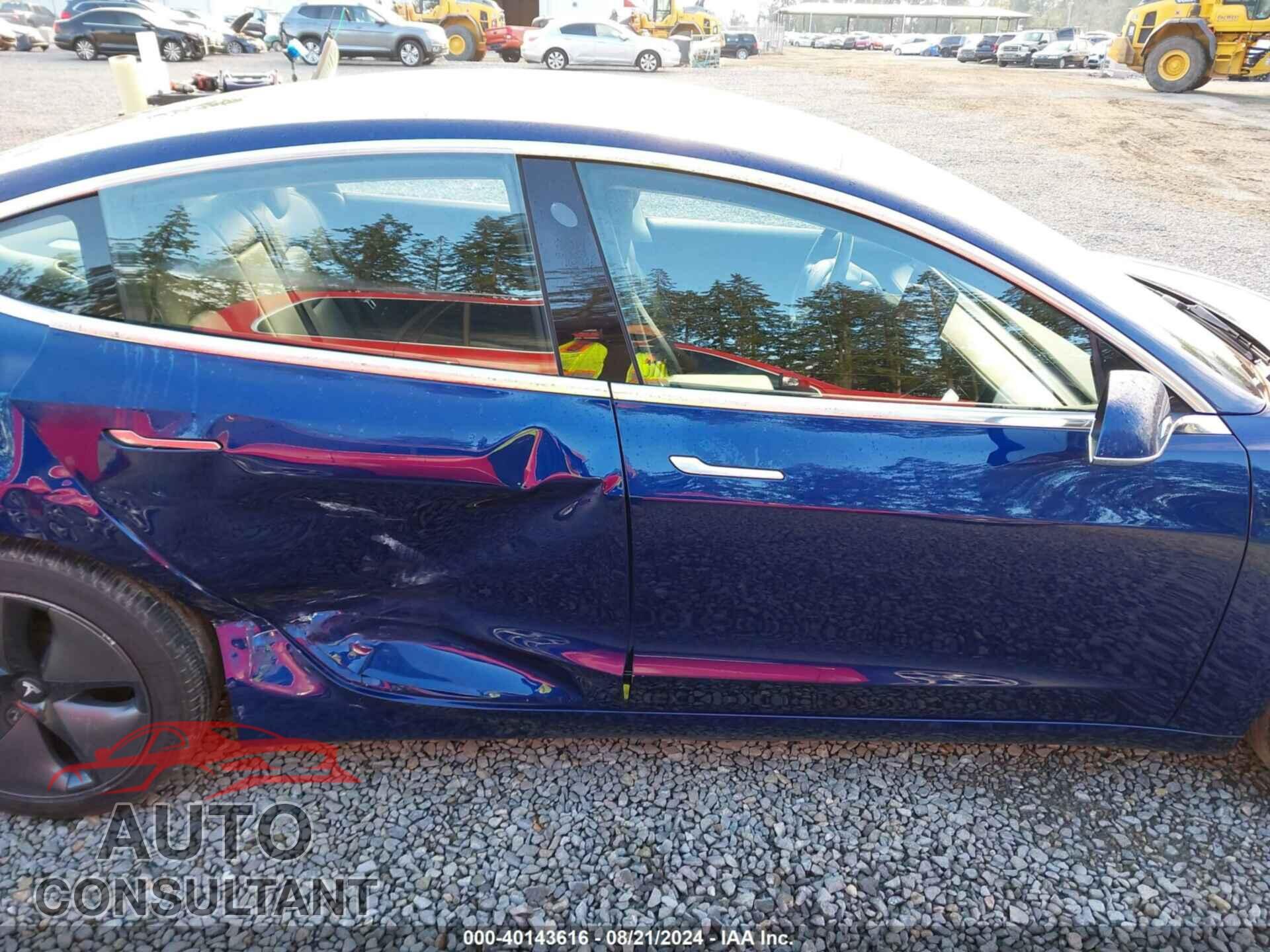 TESLA MODEL 3 2018 - 5YJ3E1EB0JF105221