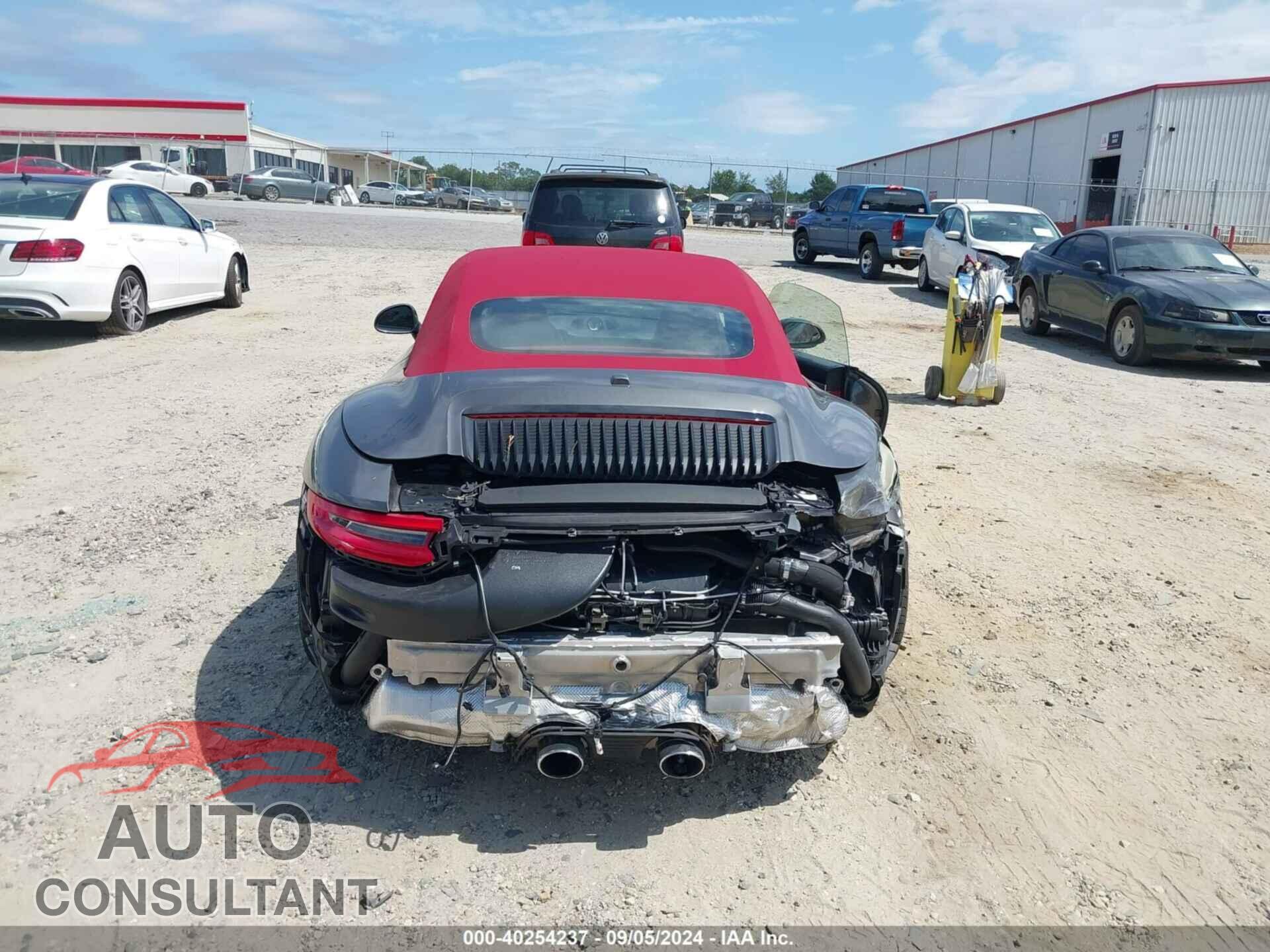 PORSCHE 911 2017 - WP0CA2A92HS141932