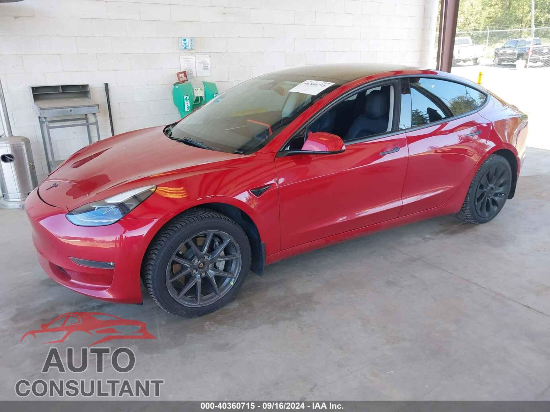 TESLA MODEL 3 2022 - 5YJ3E1EB5NF252558