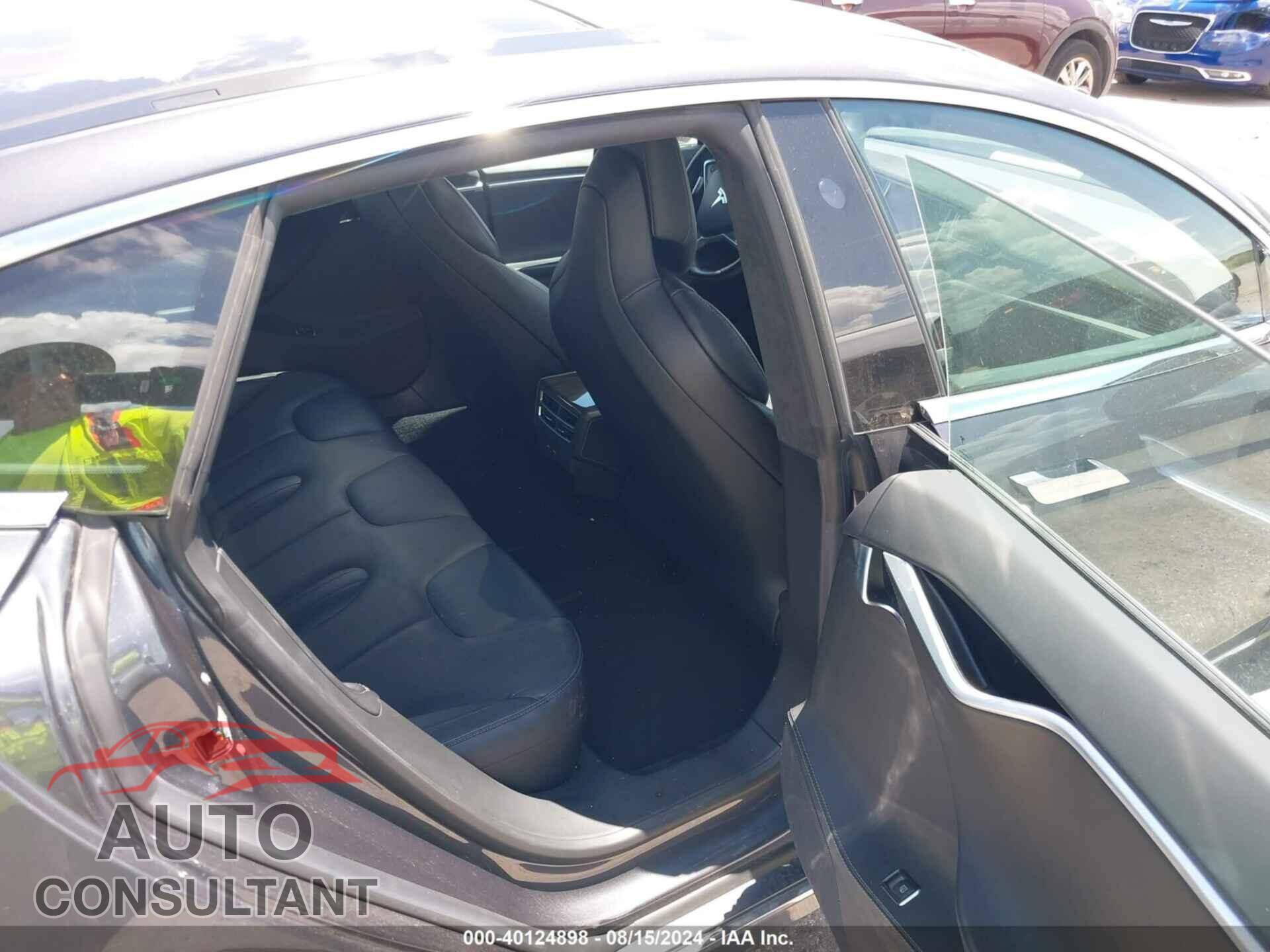 TESLA MODEL S 2016 - 5YJSA1E25GF176785