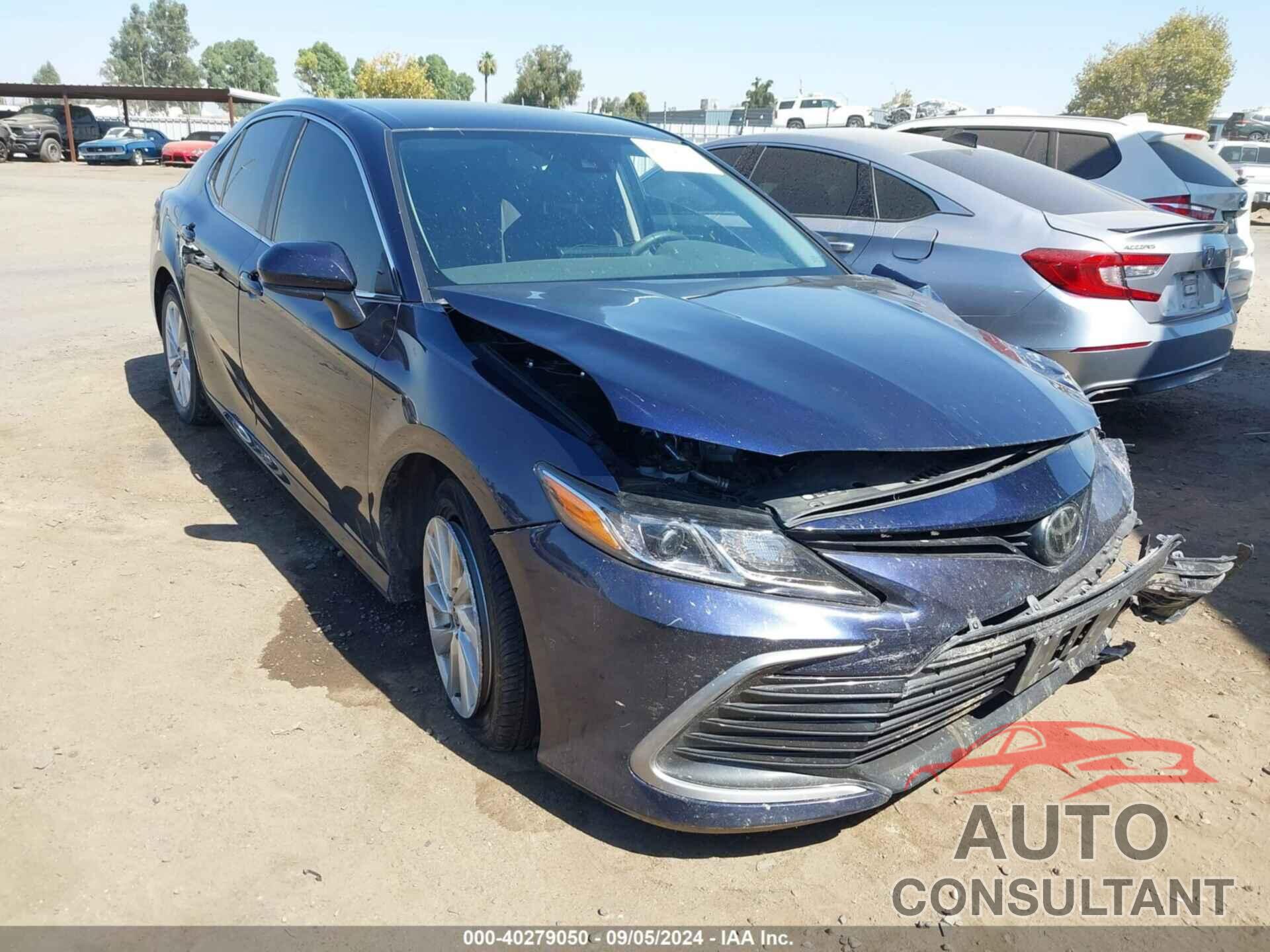 TOYOTA CAMRY 2022 - 4T1C11AKXNU499000