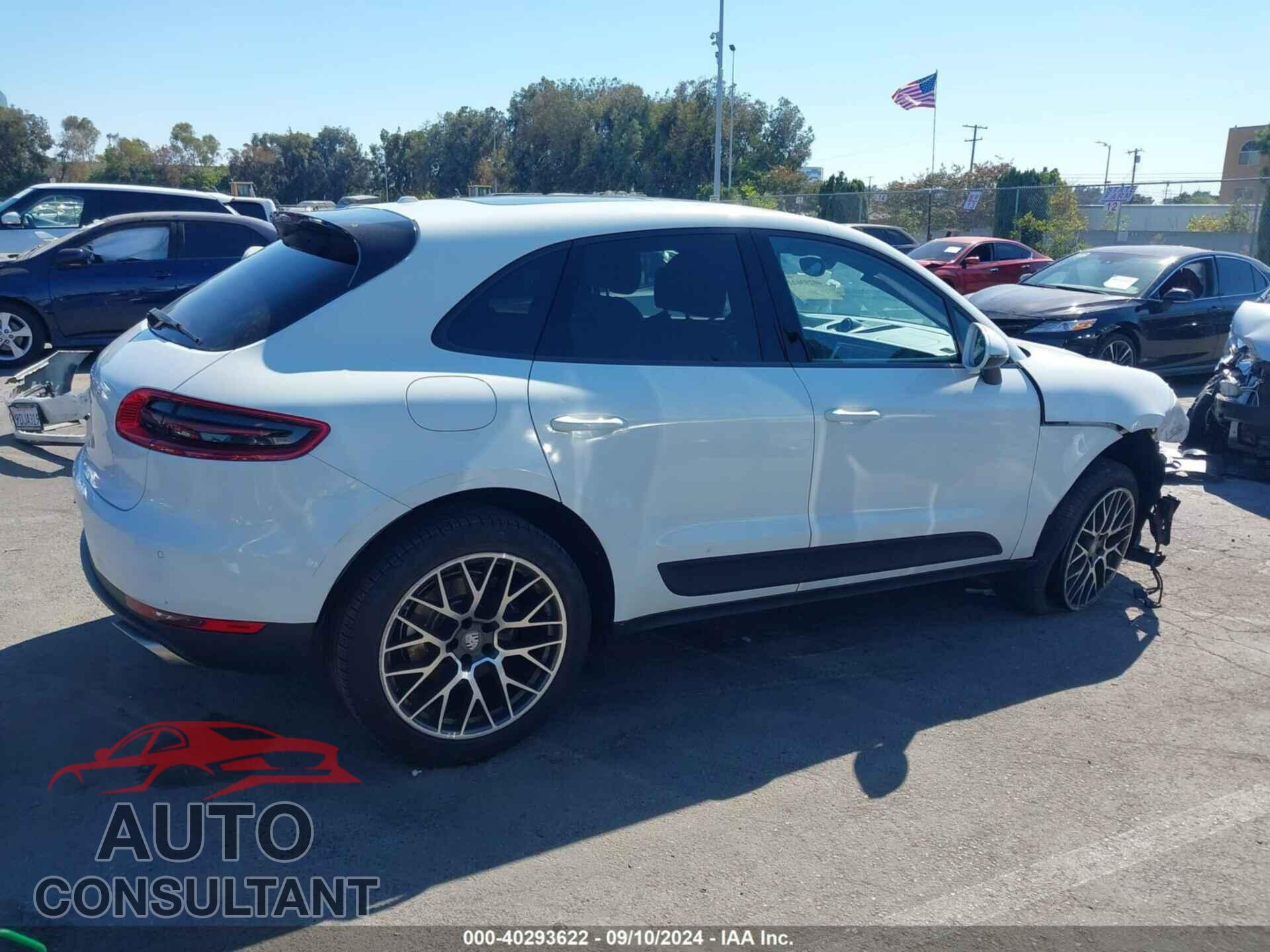 PORSCHE MACAN 2017 - WP1AA2A59HLB01974