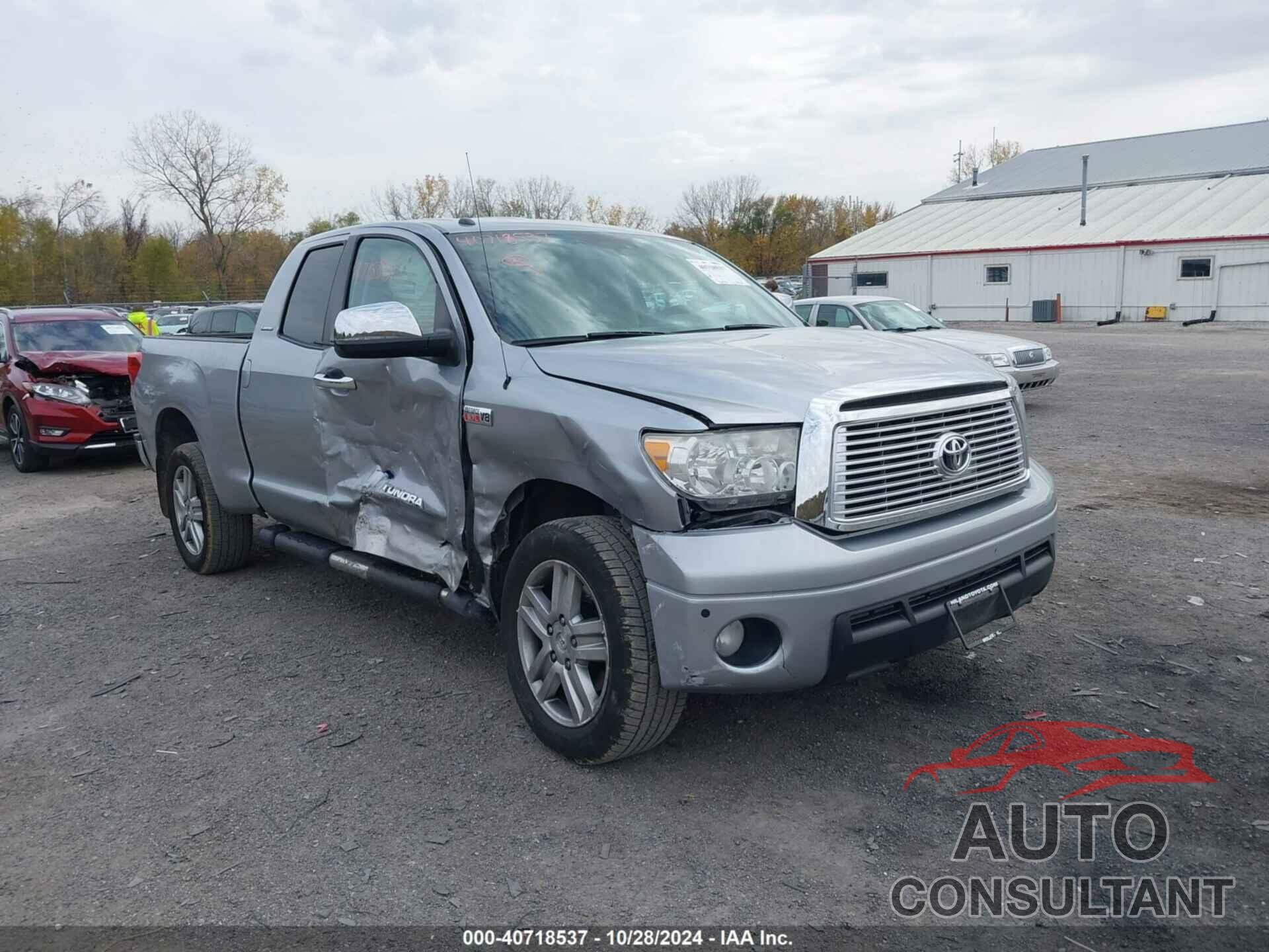 TOYOTA TUNDRA 2013 - 5TFBW5F15DX281603