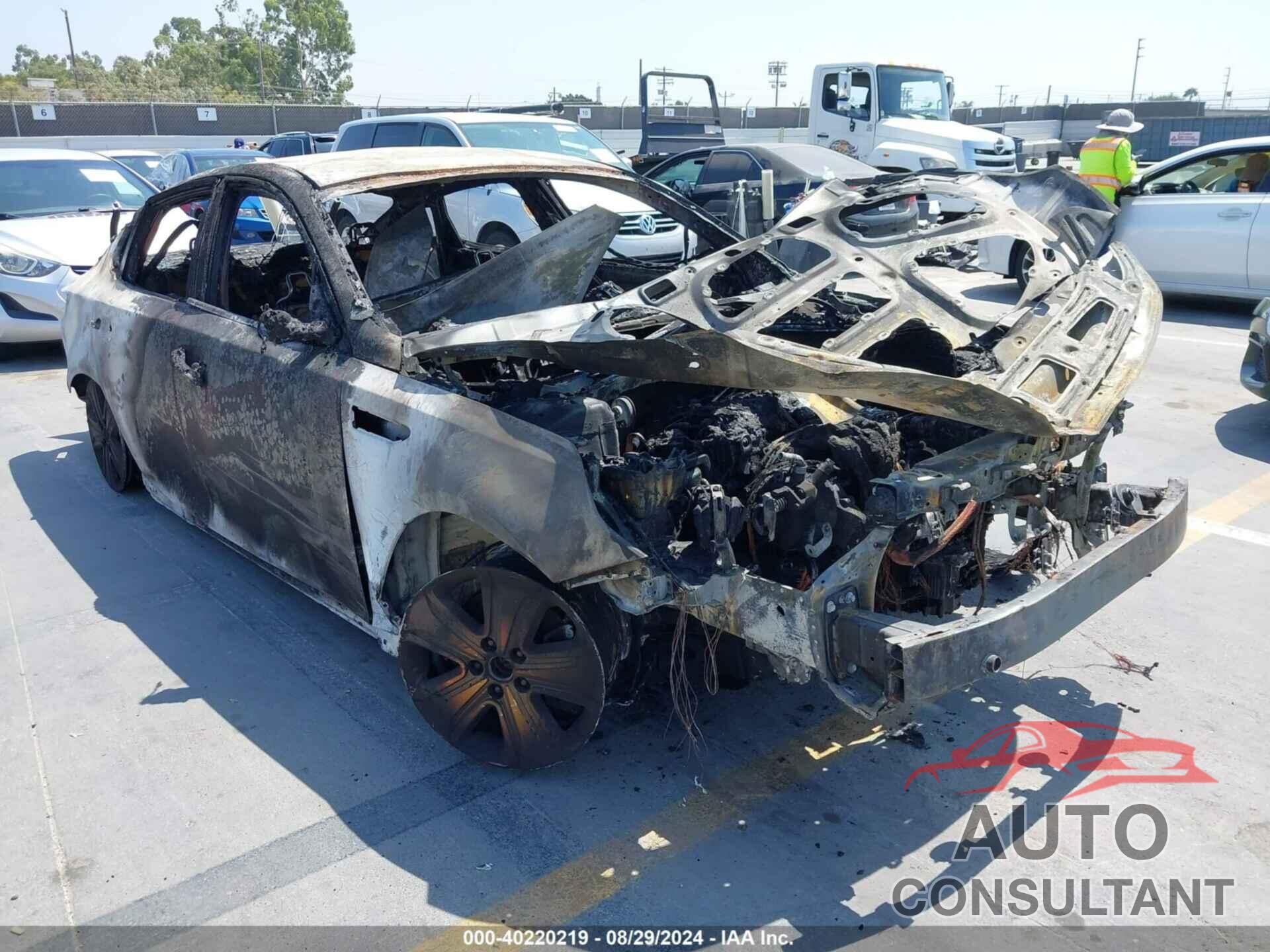 KIA OPTIMA HYBRID 2017 - KNAGU4LE1H5017497