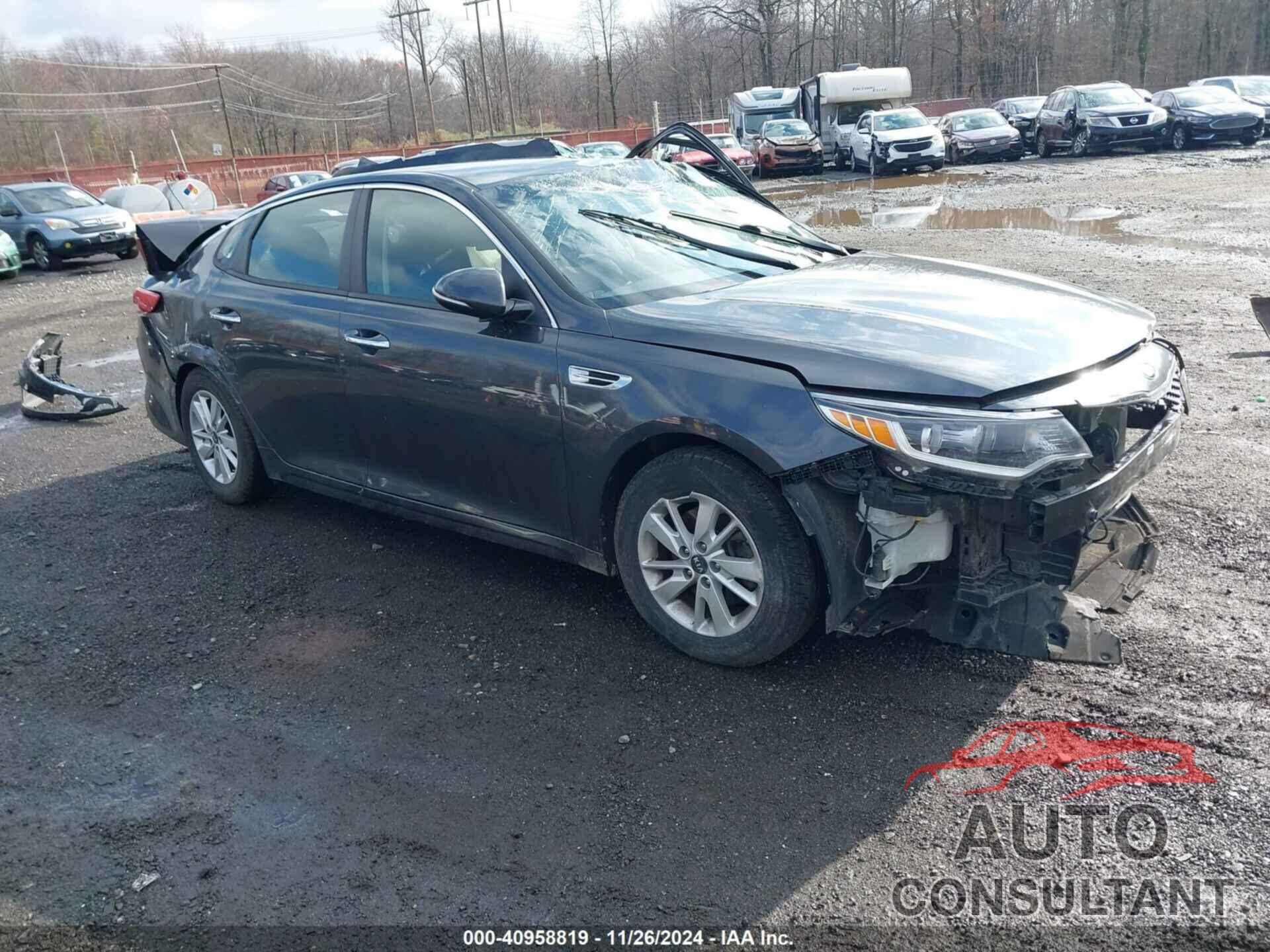 KIA OPTIMA 2018 - KNAGT4L39J5213131